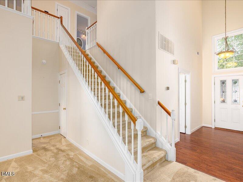 108 Lake Hickory Court Property Photo 16