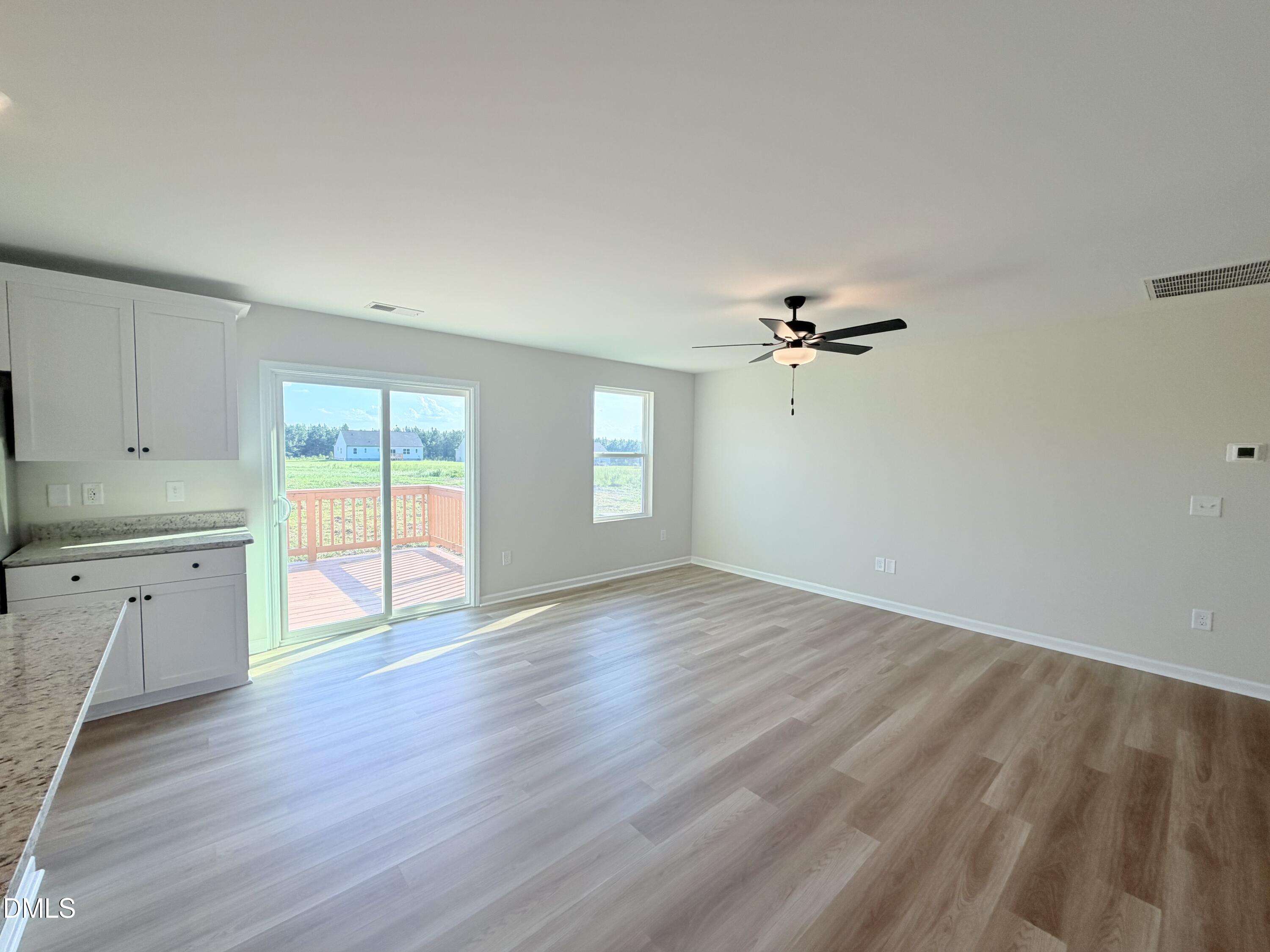 11866 International Drive Property Photo 9