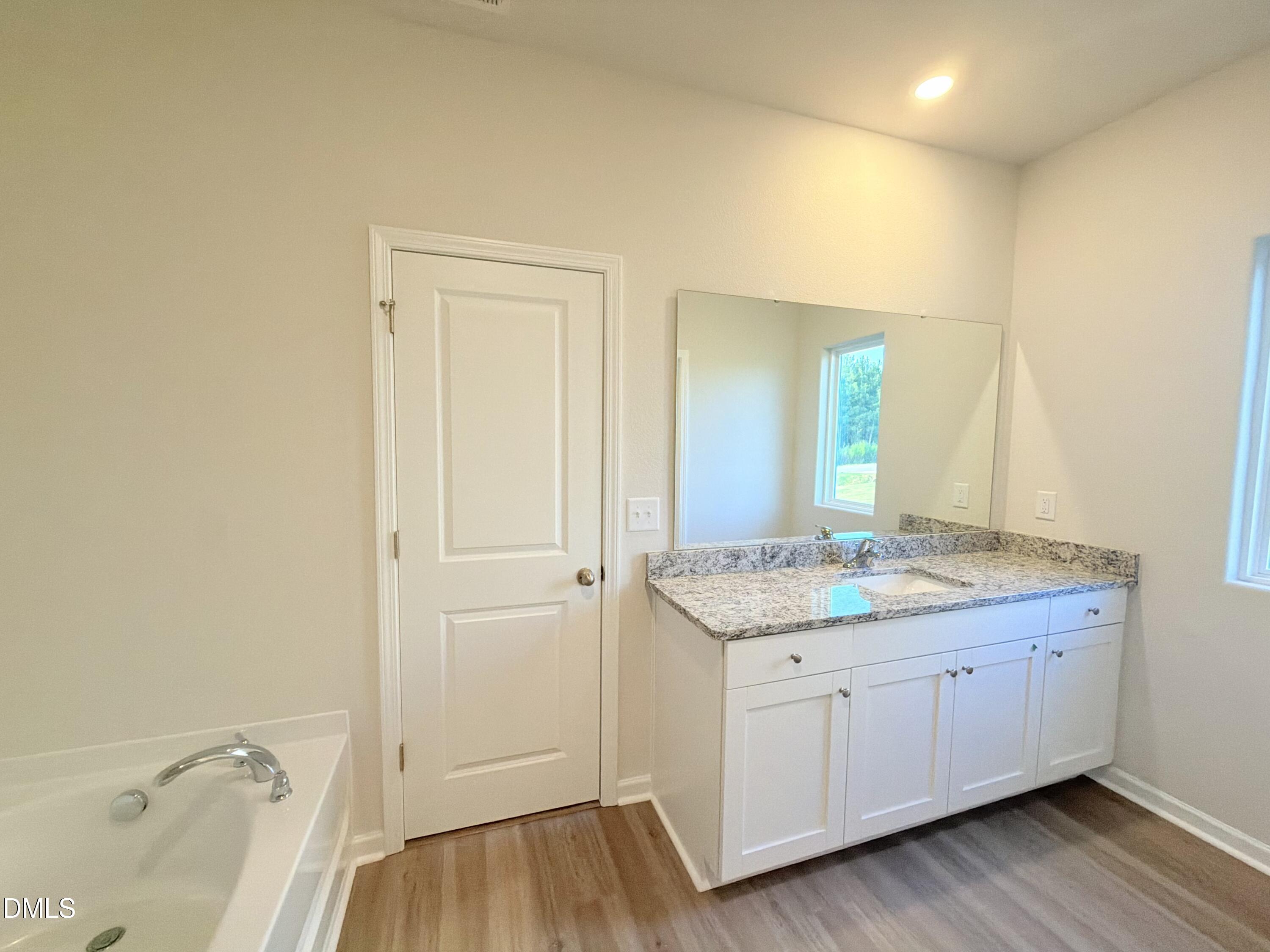 11430 International Drive Property Photo 23