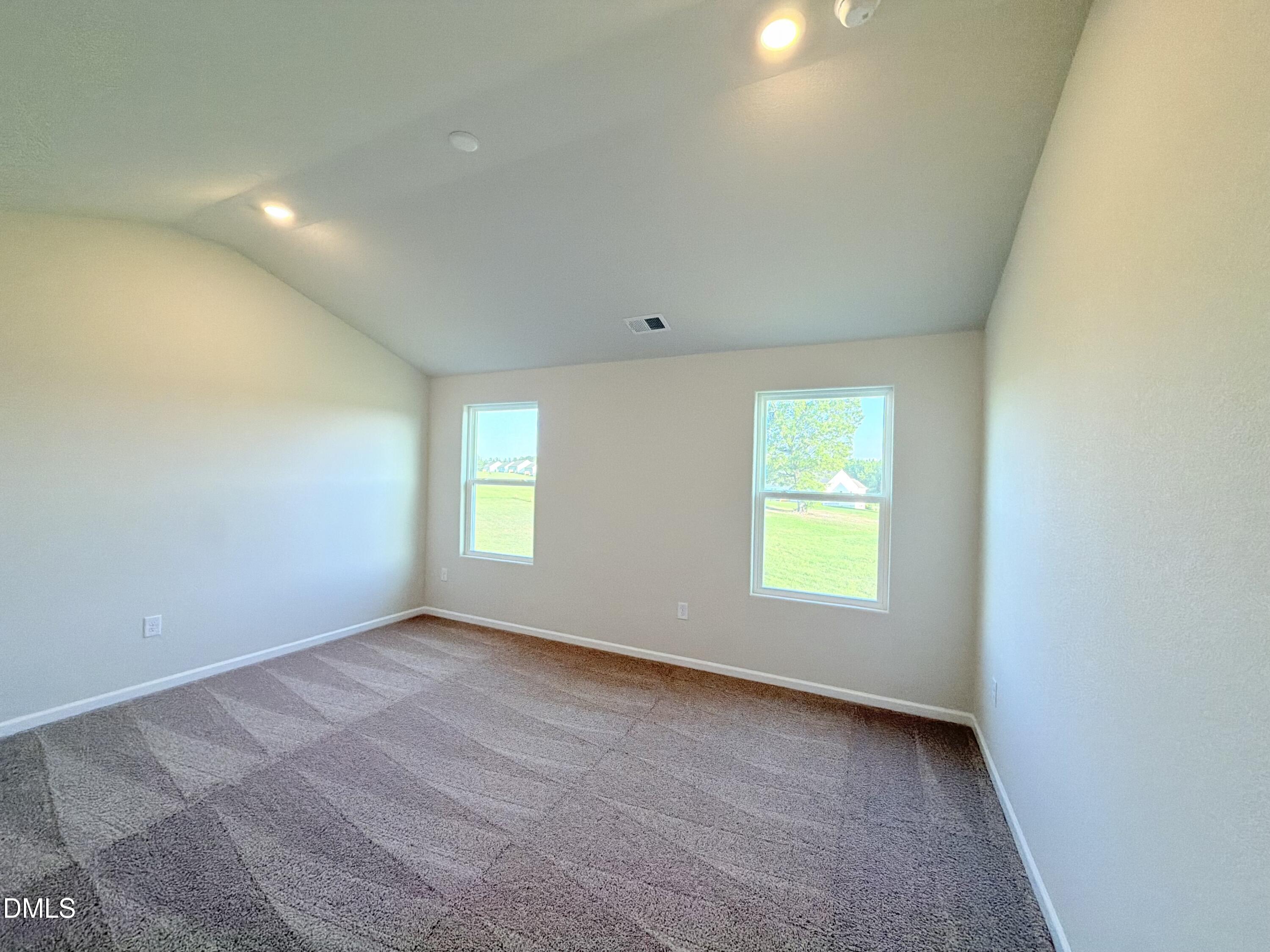 11640 International Drive Property Photo 23