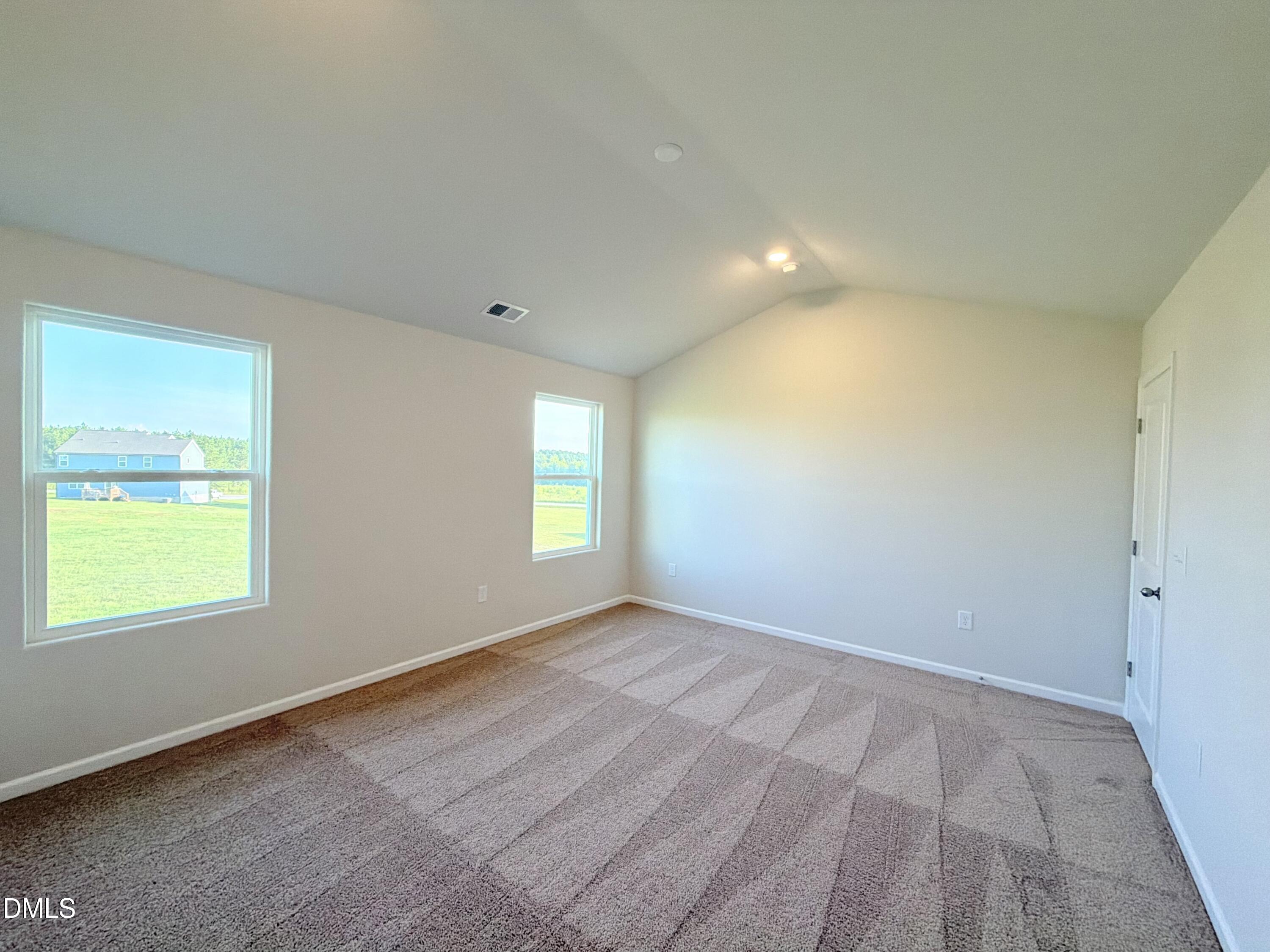 11640 International Drive Property Photo 24