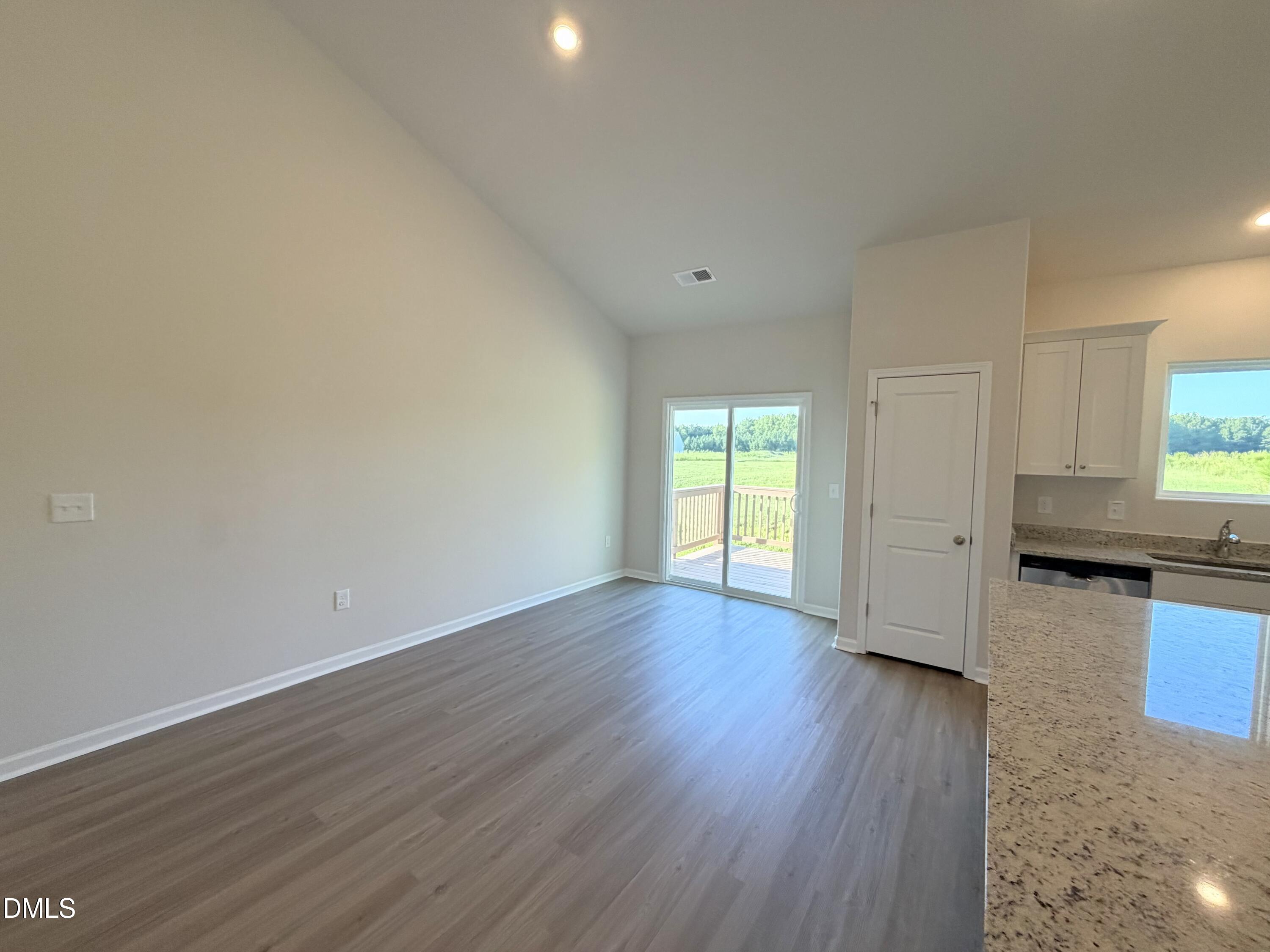 11300 International Drive Property Photo 5