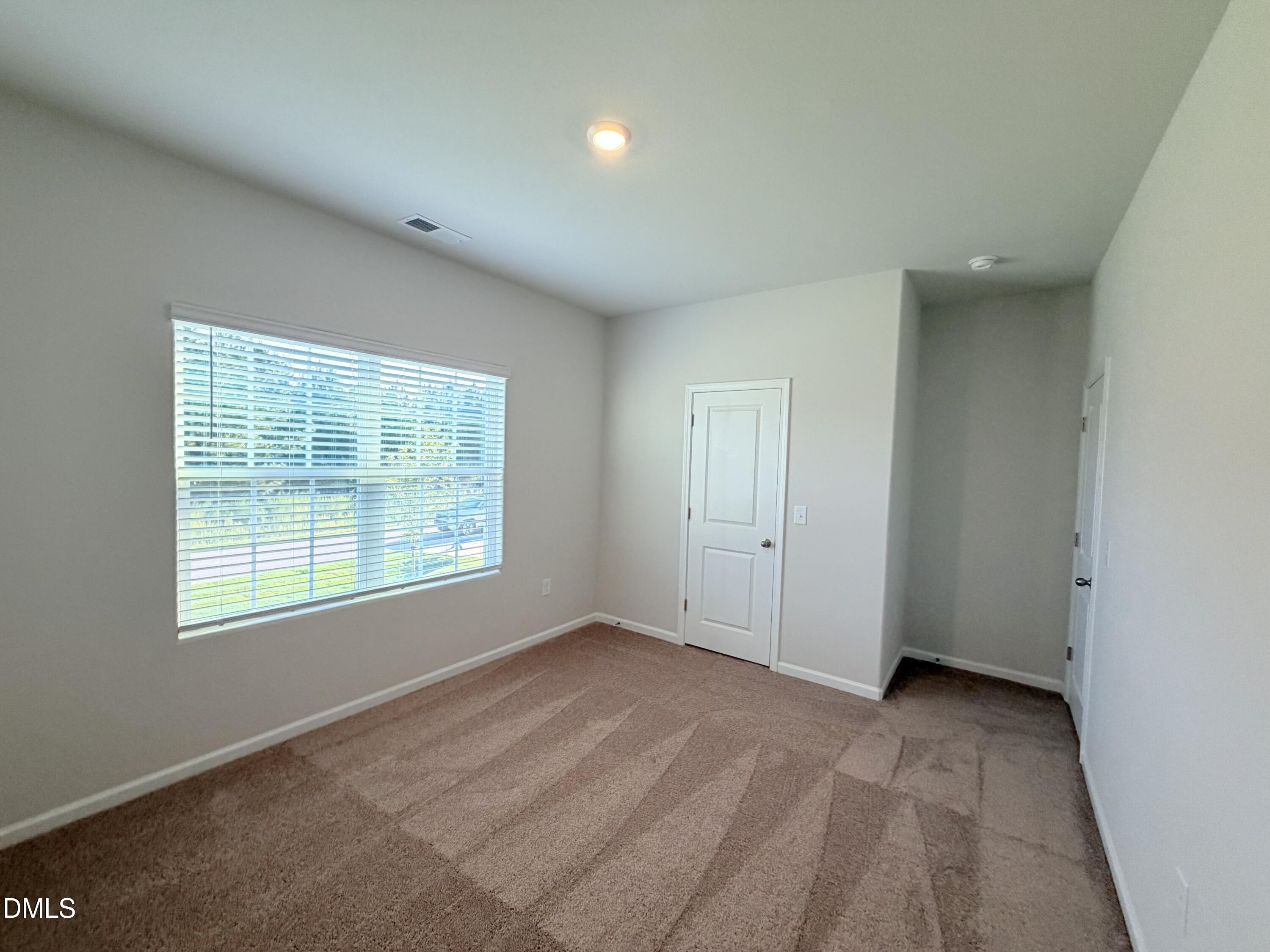 11300 International Drive Property Photo 18