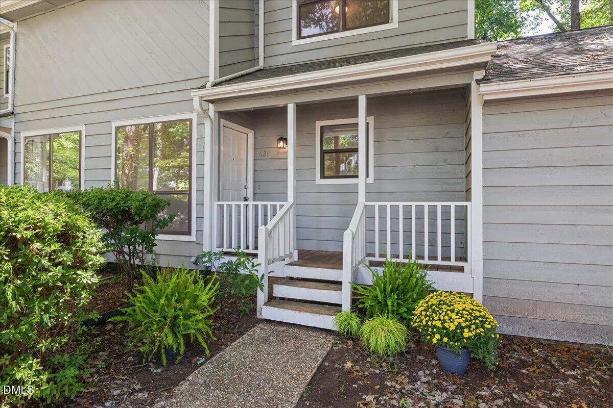 628 Applecross Drive Property Photo 1