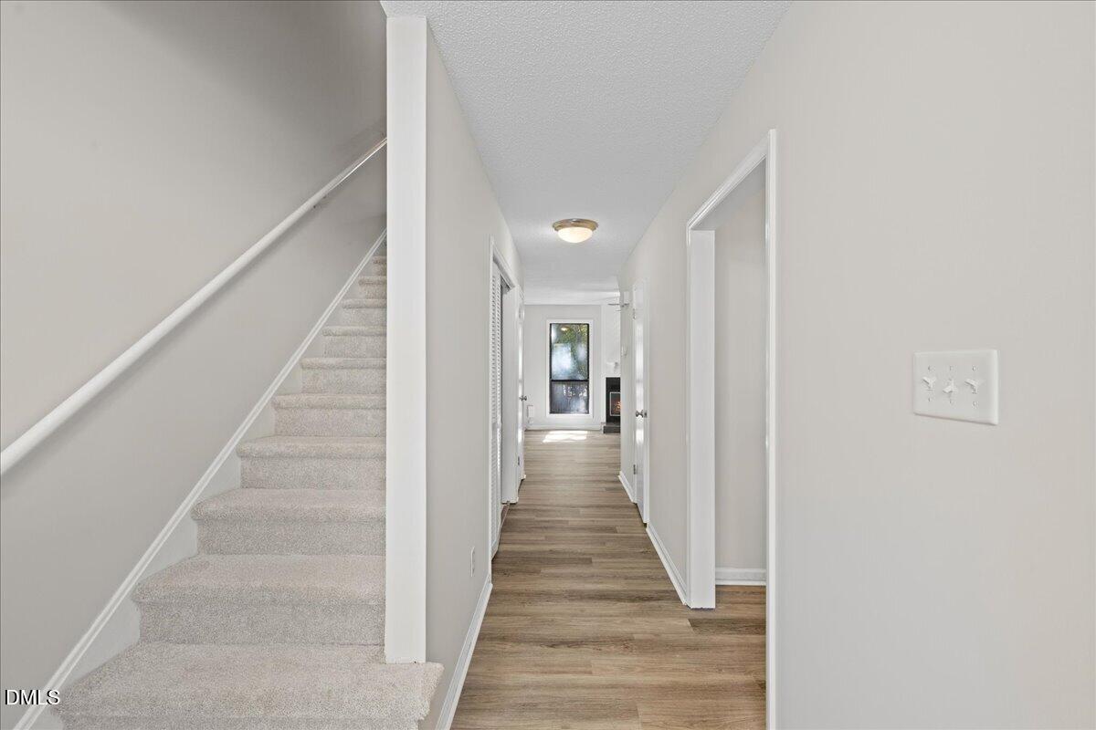 628 Applecross Drive Property Photo 7
