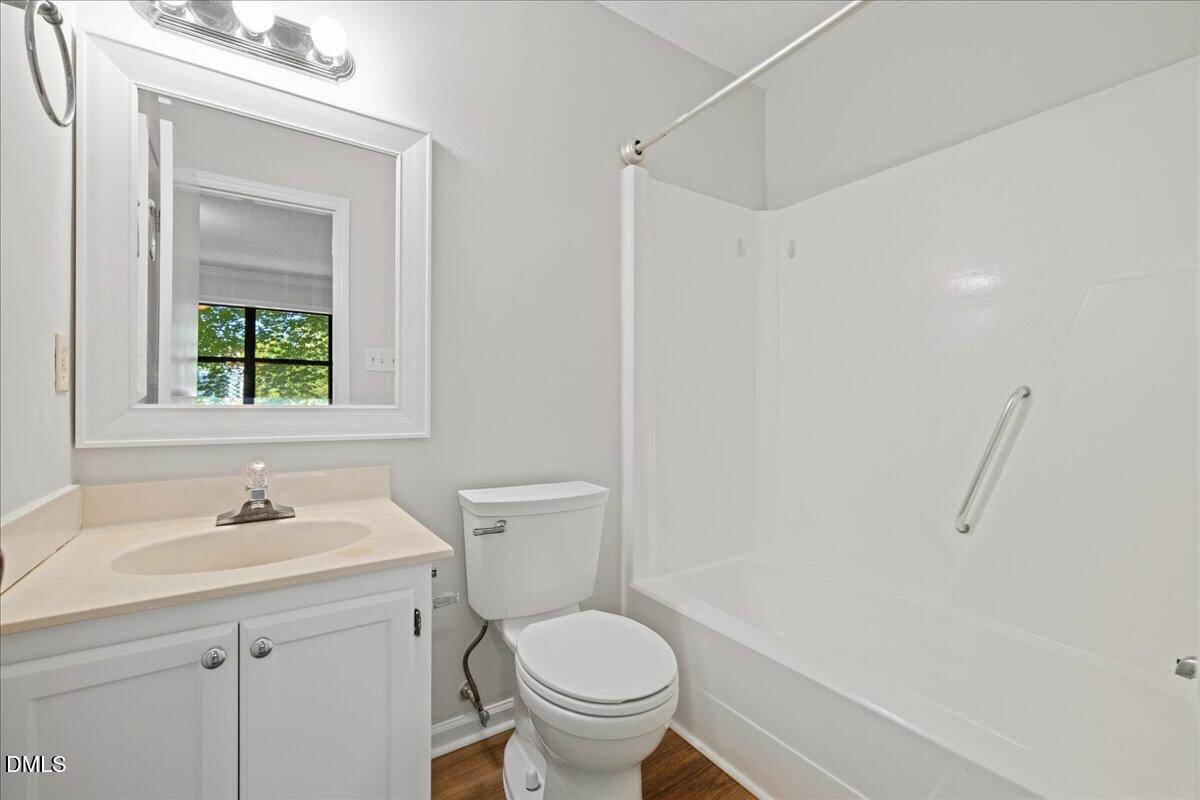 628 Applecross Drive Property Photo 23