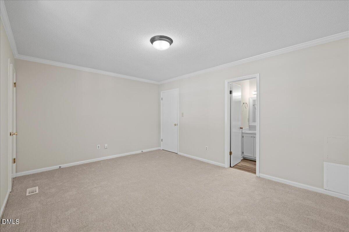 628 Applecross Drive Property Photo 24