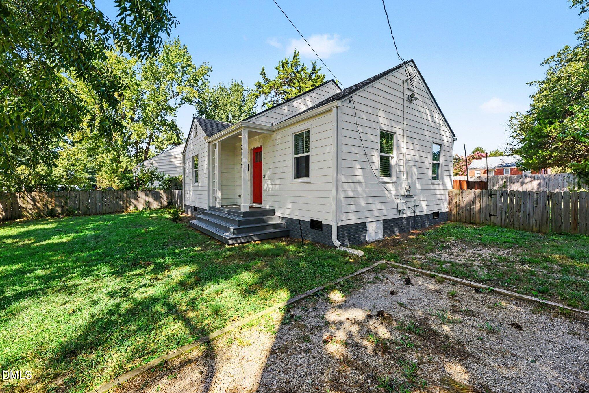 2111 Milburnie Road Property Photo 2