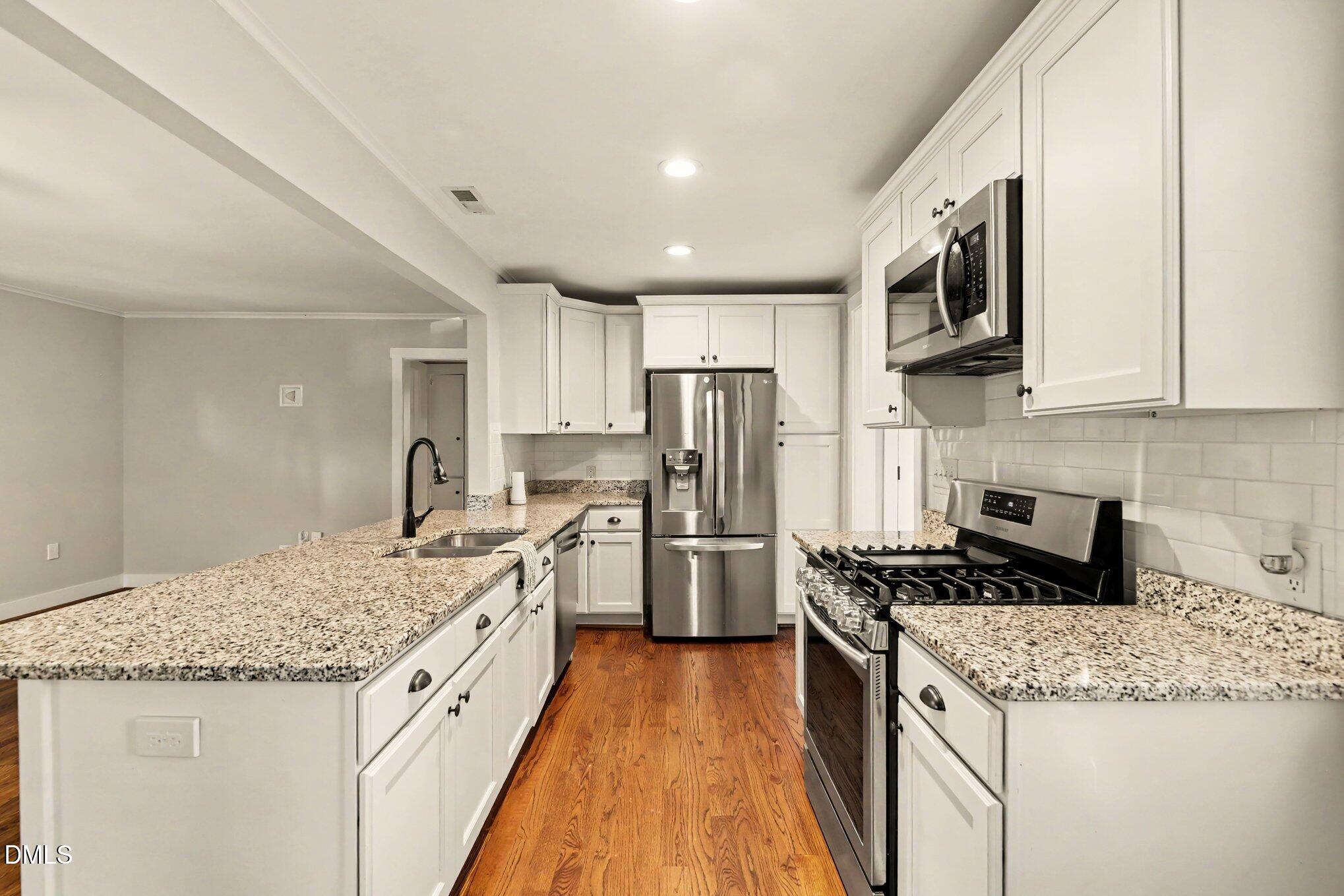 2111 Milburnie Road Property Photo 7