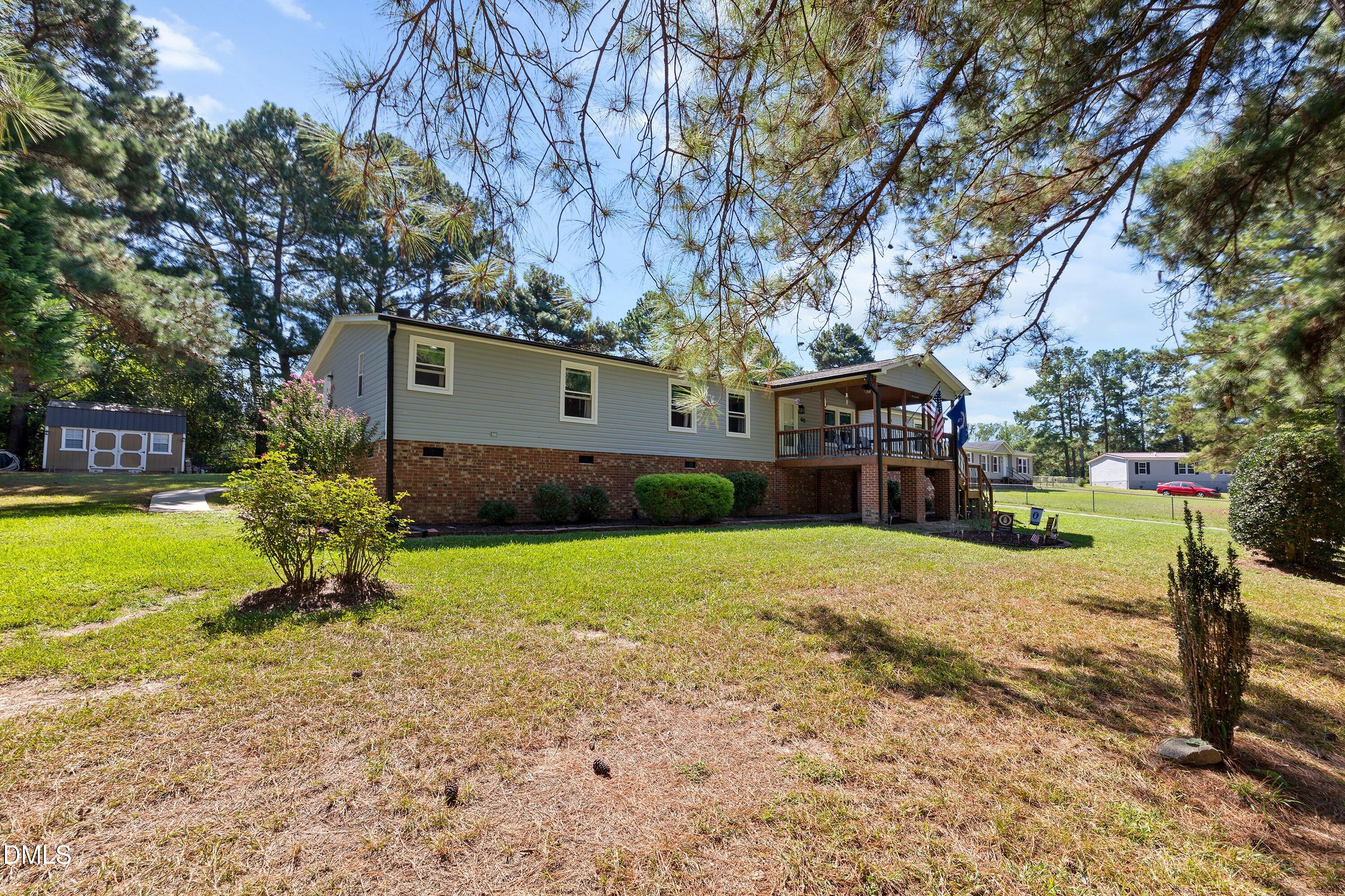 65 Loy Court Property Photo 2
