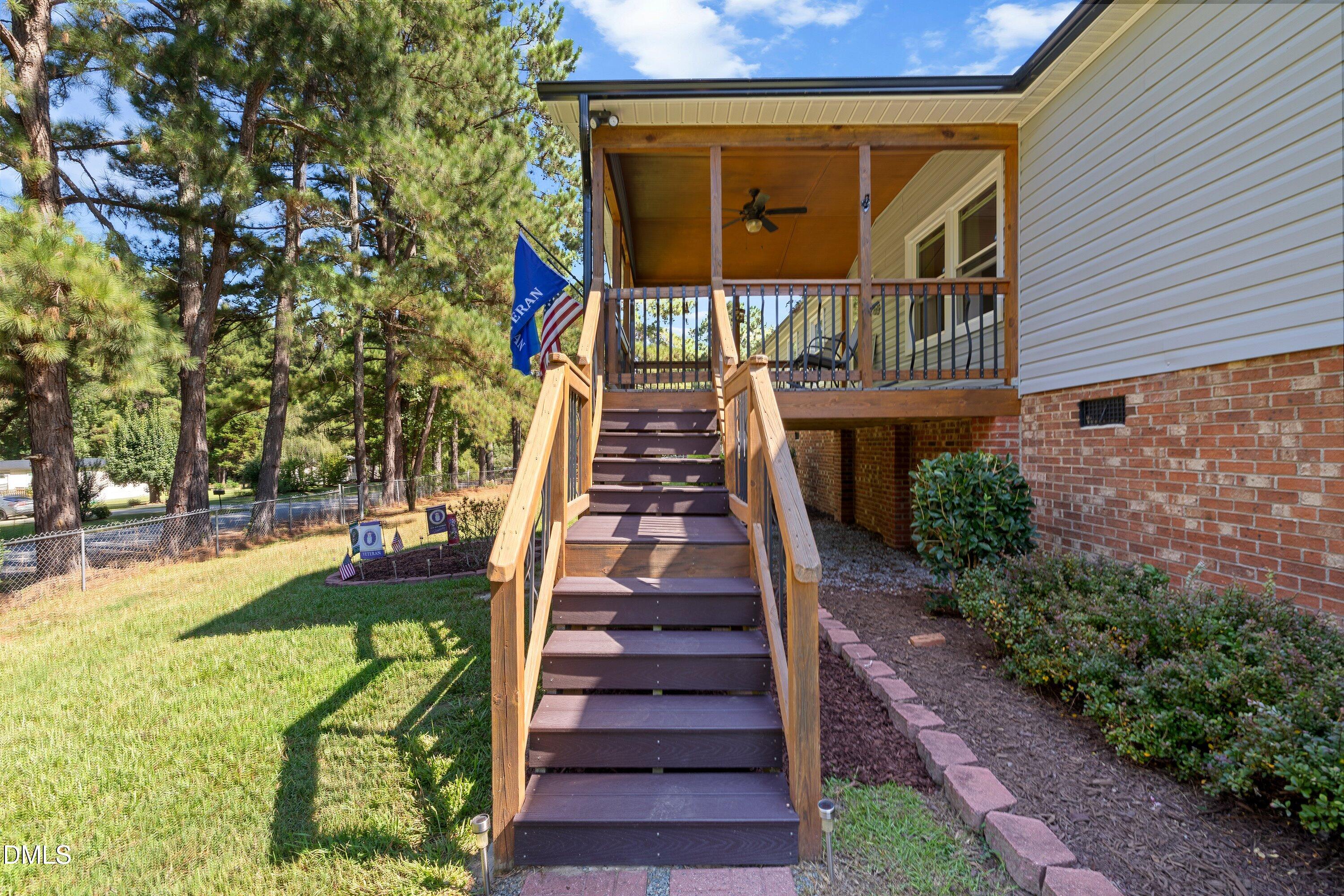 65 Loy Court Property Photo 4