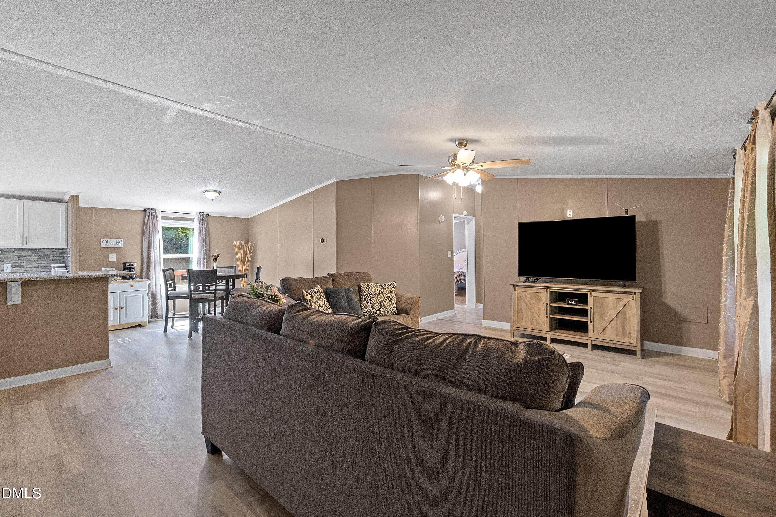 65 Loy Court Property Photo 7