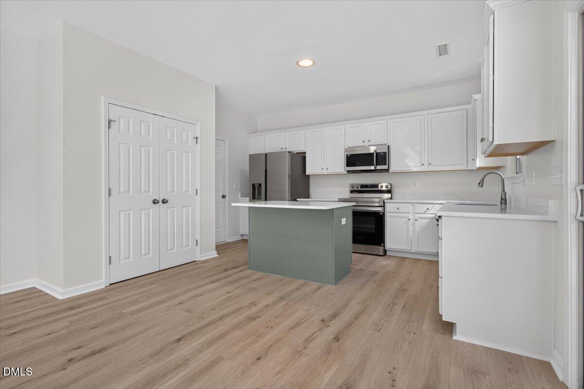 2105 Old Rosebud Drive Property Photo 9