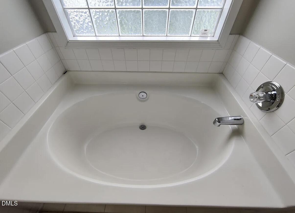 5036 Yorkchester Drive Property Photo 10