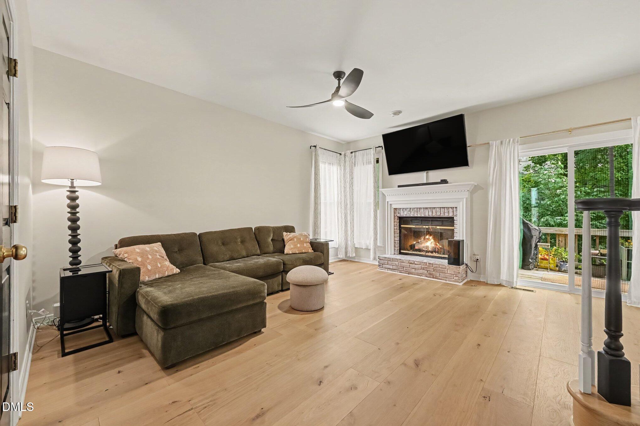 5121 Oakbrook Drive Property Photo 10