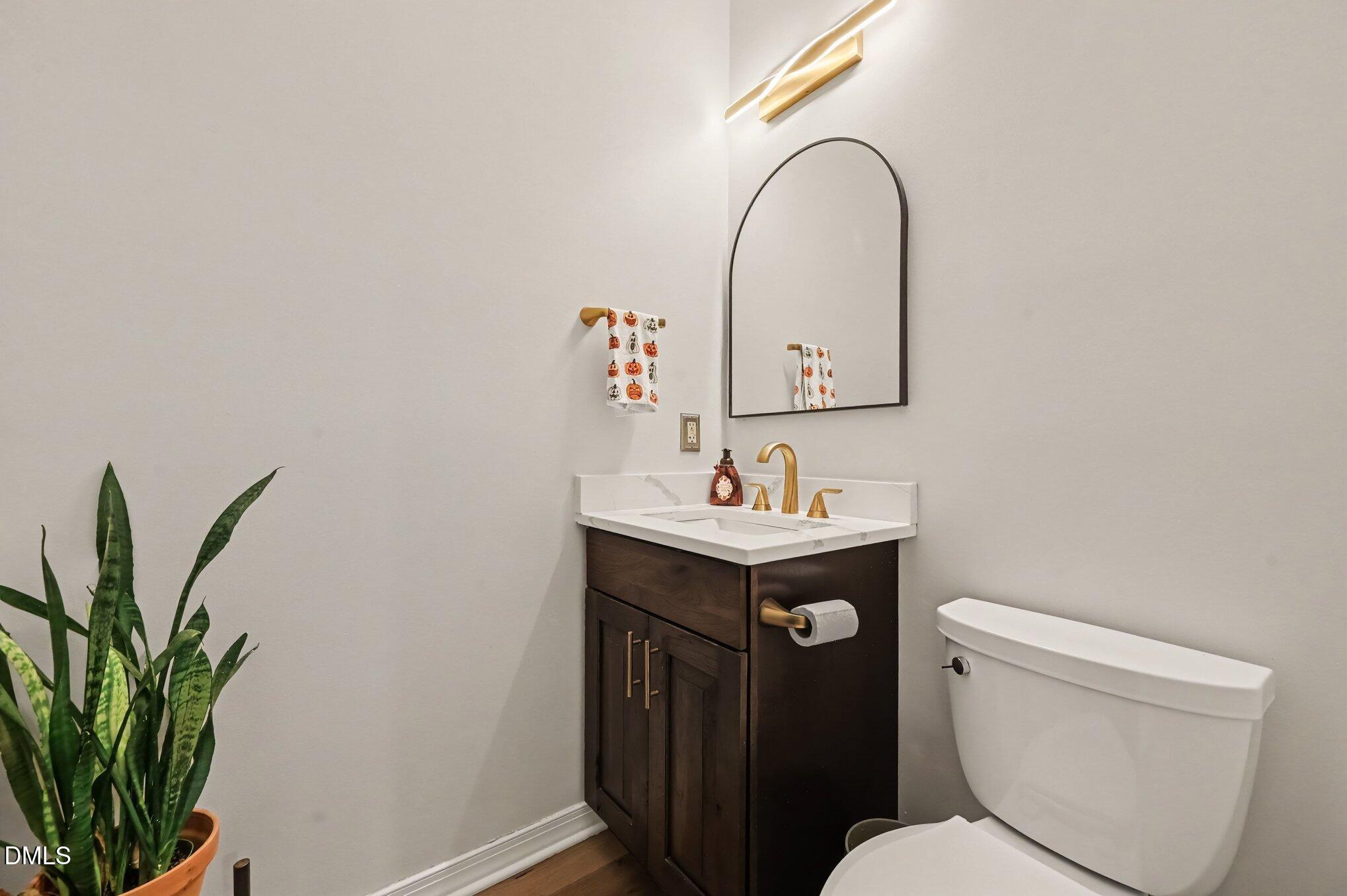 5121 Oakbrook Drive Property Photo 11