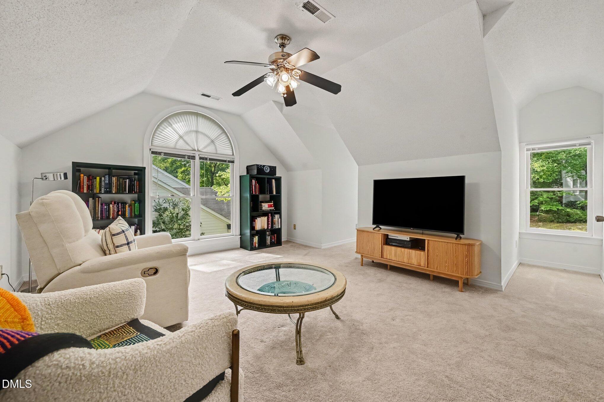 5121 Oakbrook Drive Property Photo 20