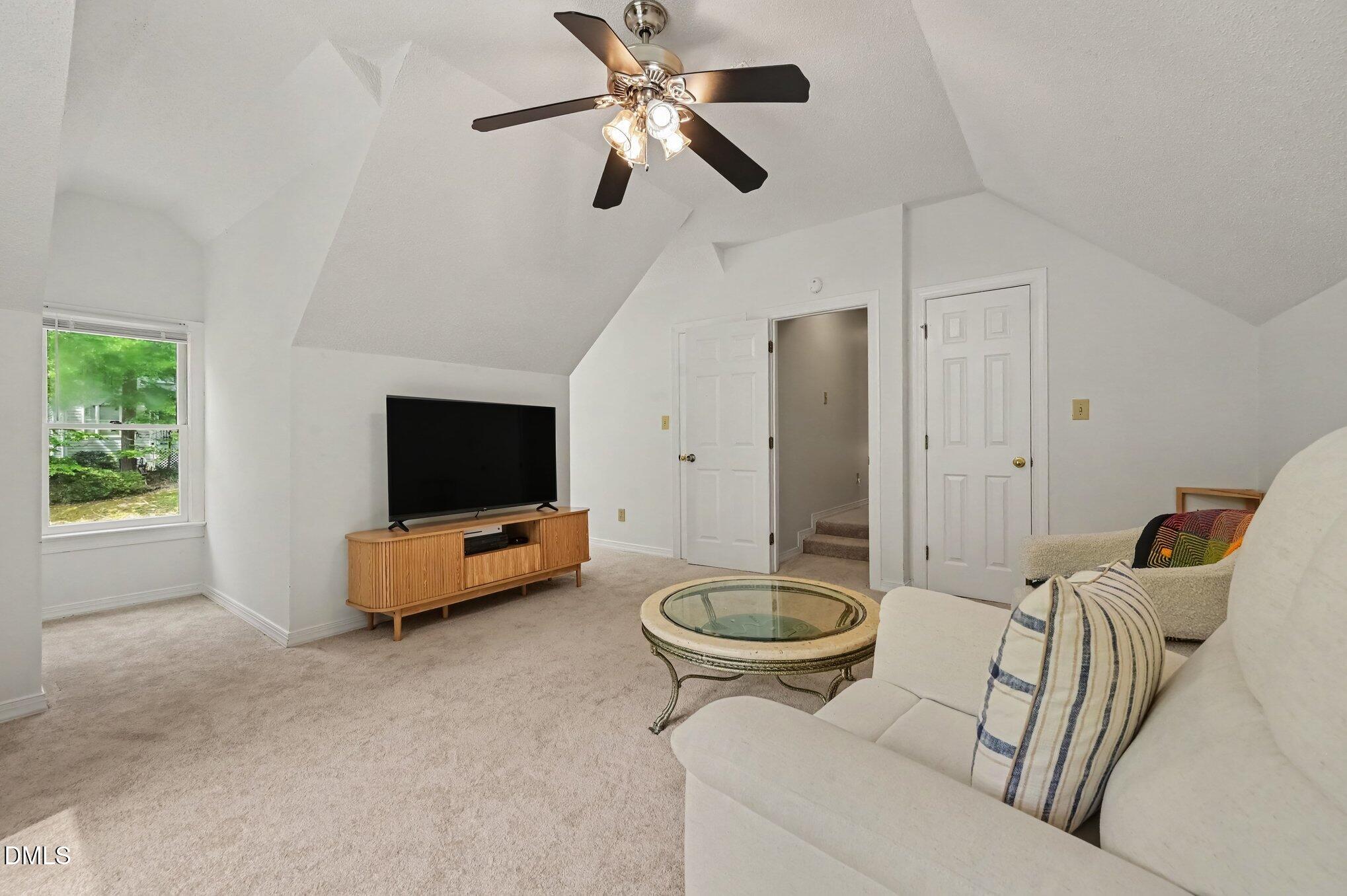 5121 Oakbrook Drive Property Photo 21