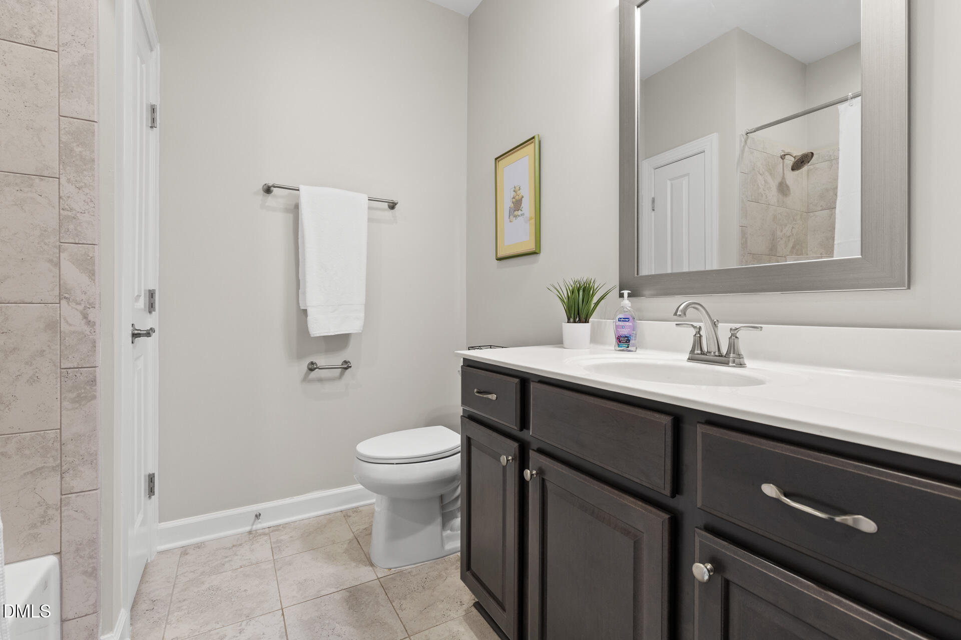 1102 Gardengate Drive Property Photo 6