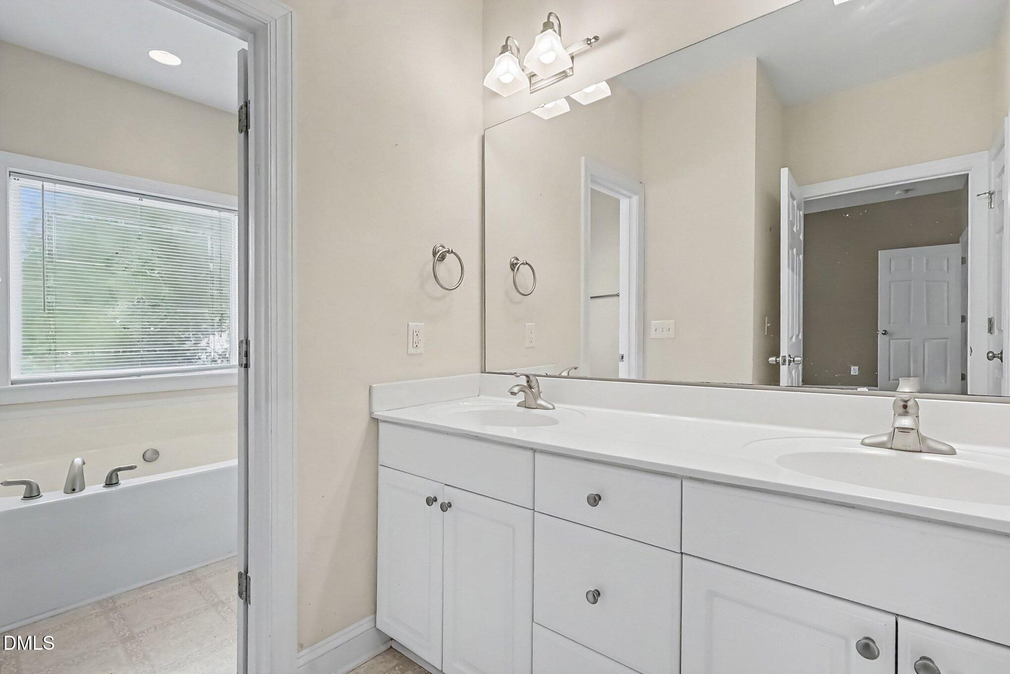7812 Tuscan Ridge Drive Property Photo 17