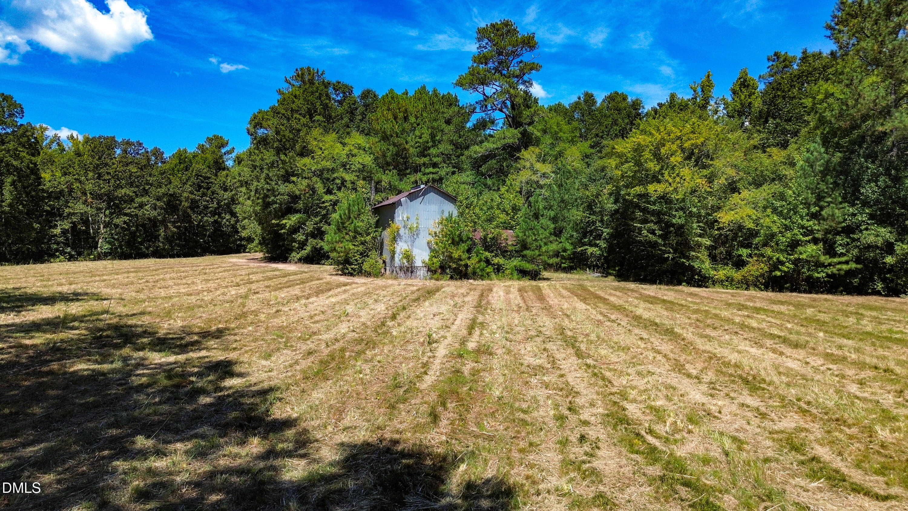 138 Lakeside Drive Property Photo 4