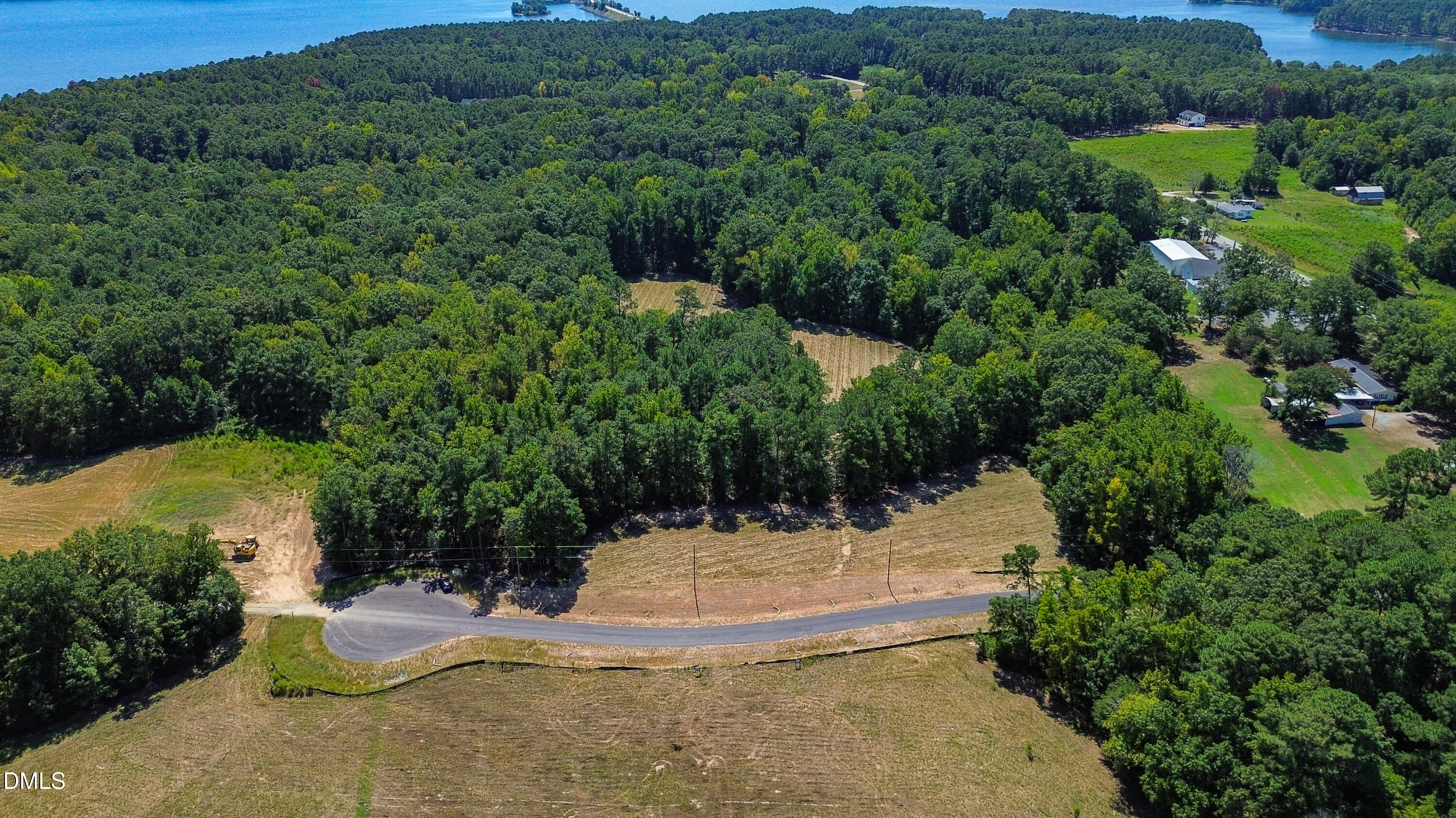 138 Lakeside Drive Property Photo 12