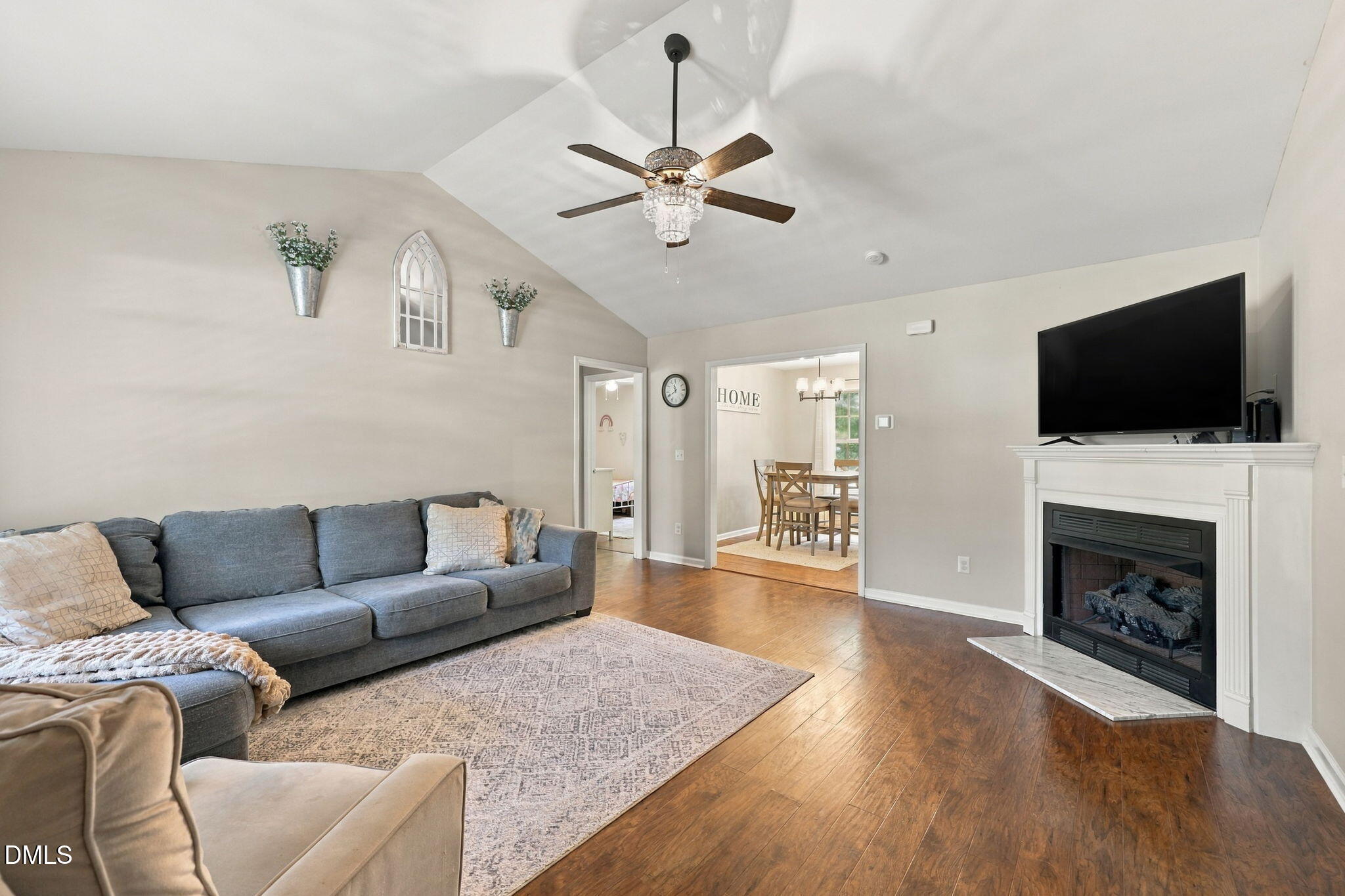 109 Darfield Court Property Photo 4