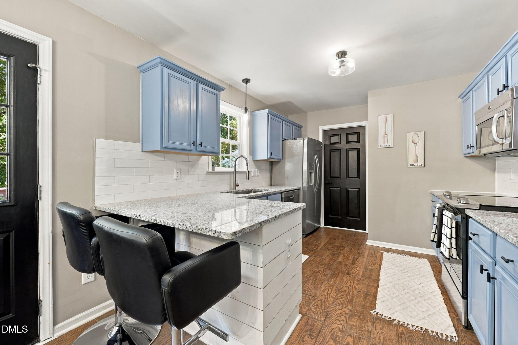 109 Darfield Court Property Photo 6