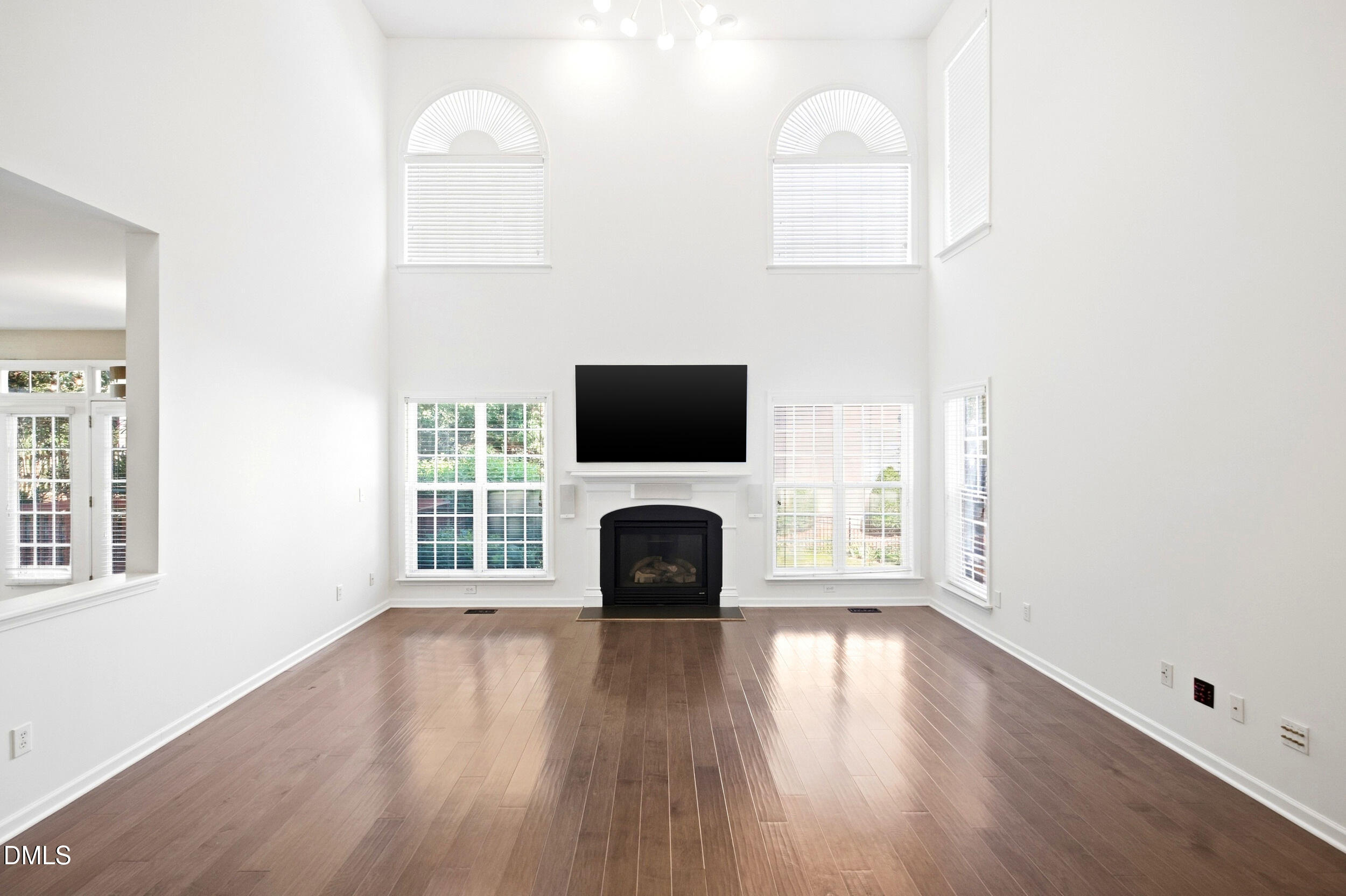 2513 Wyatt Lane Property Photo 15
