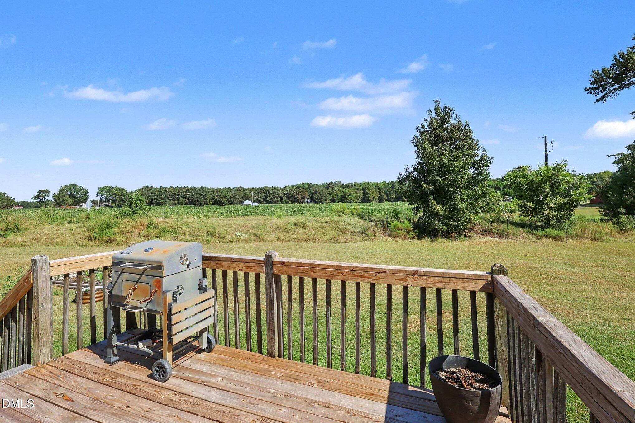25 Lawrence Court Property Photo 31