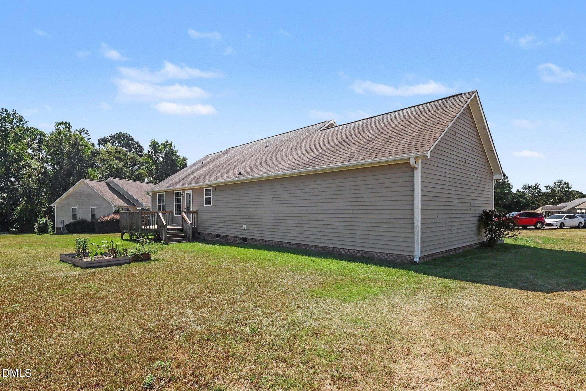 25 Lawrence Court Property Photo 32