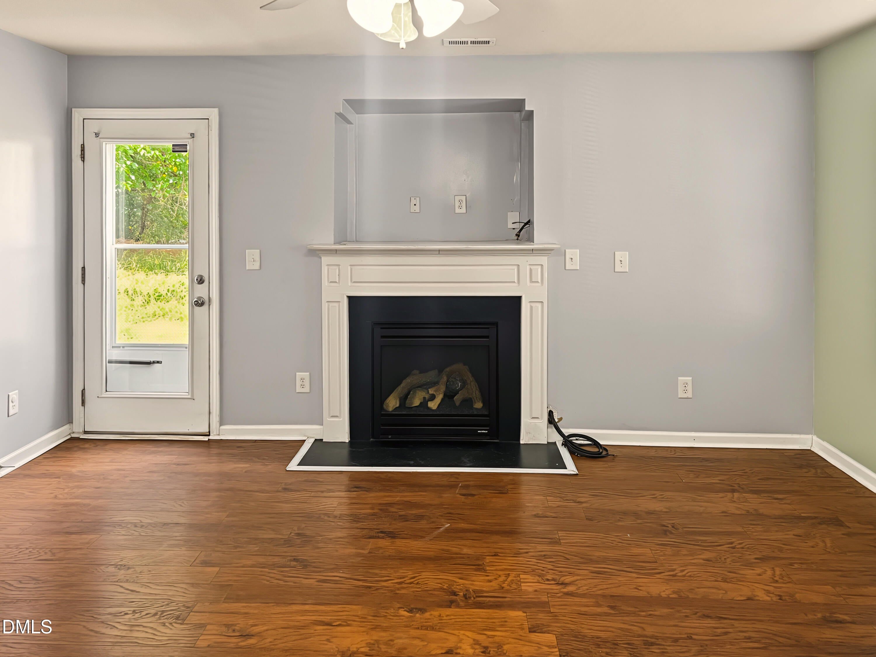 1013 Early Rise Property Photo 7