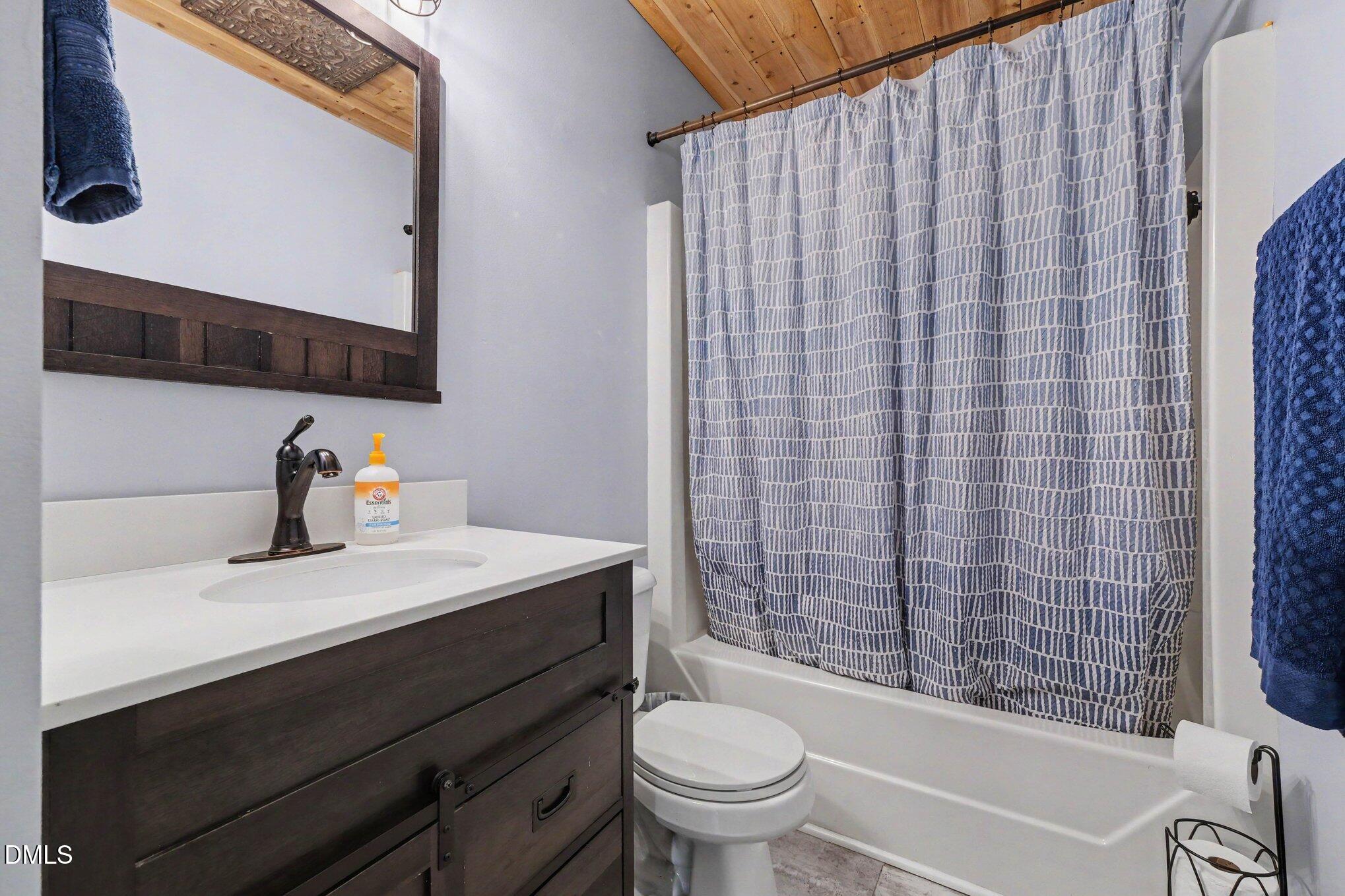 115 Cherry Court Property Photo 8