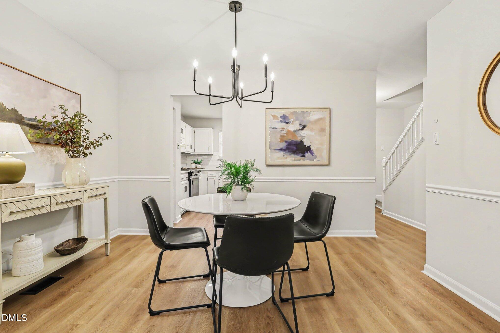 5464 Pine Top Circle Property Photo 9