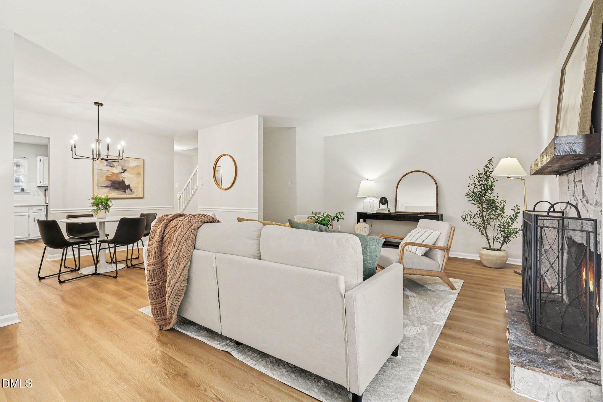 5464 Pine Top Circle Property Photo 12
