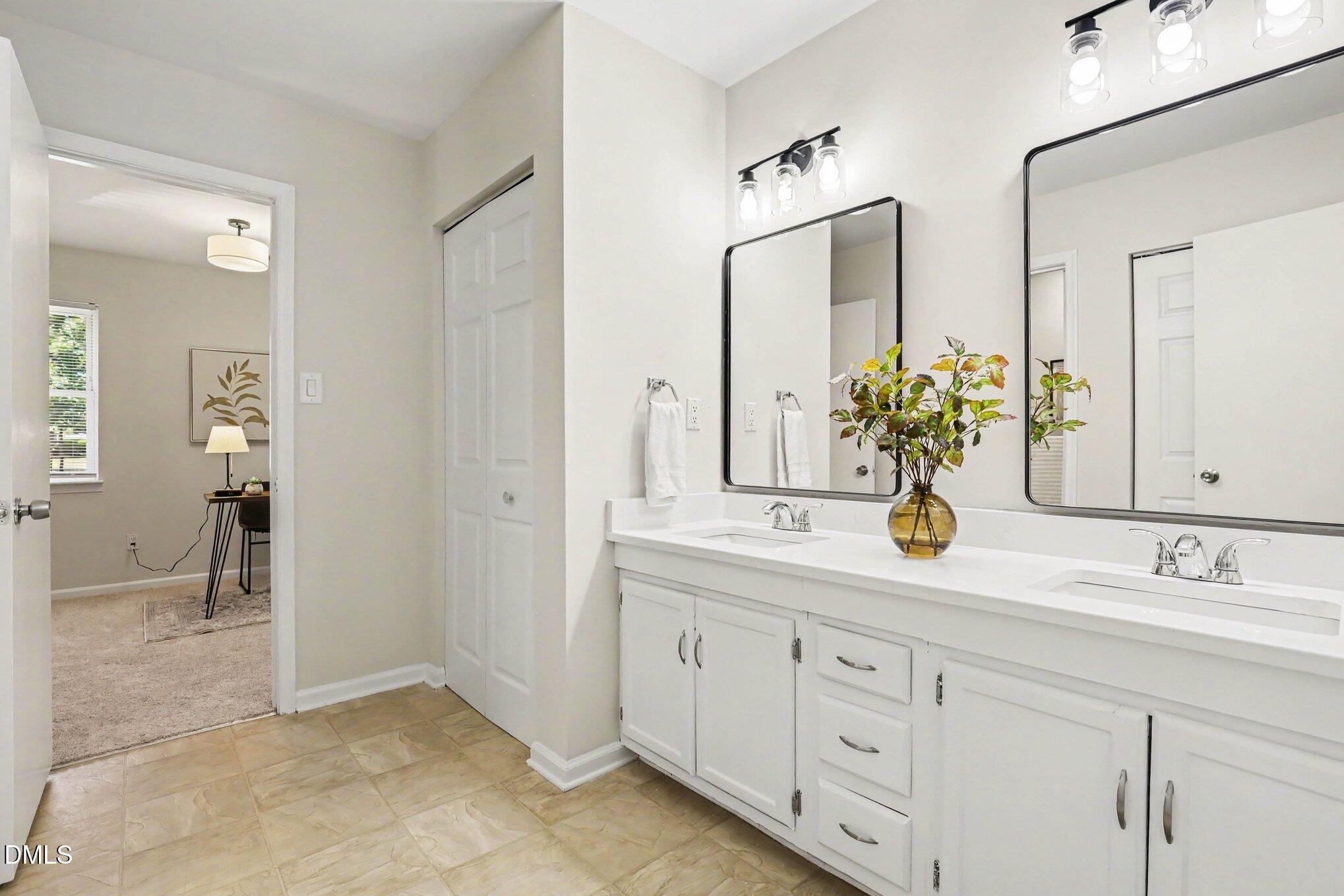 5464 Pine Top Circle Property Photo 19