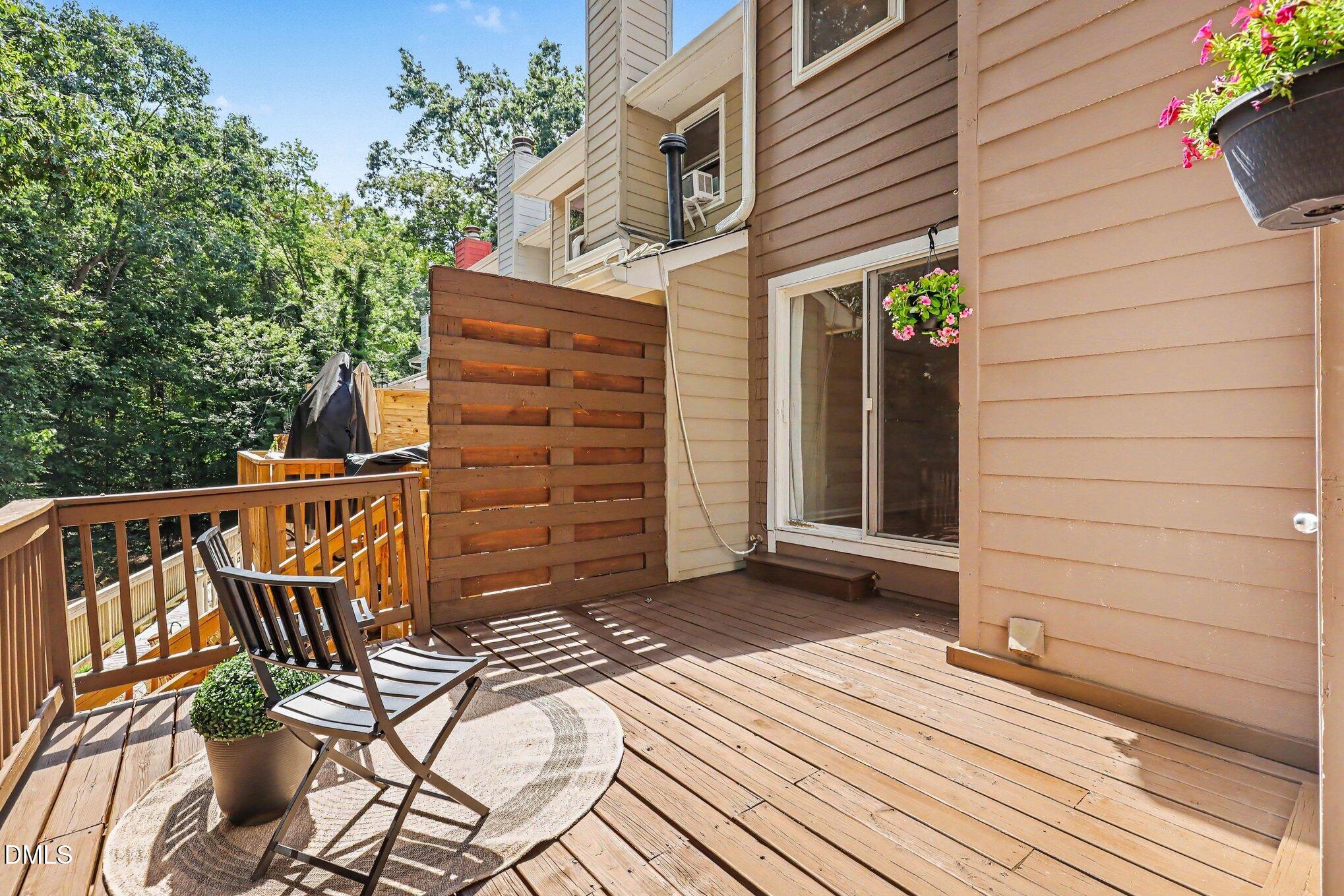 5464 Pine Top Circle Property Photo 24
