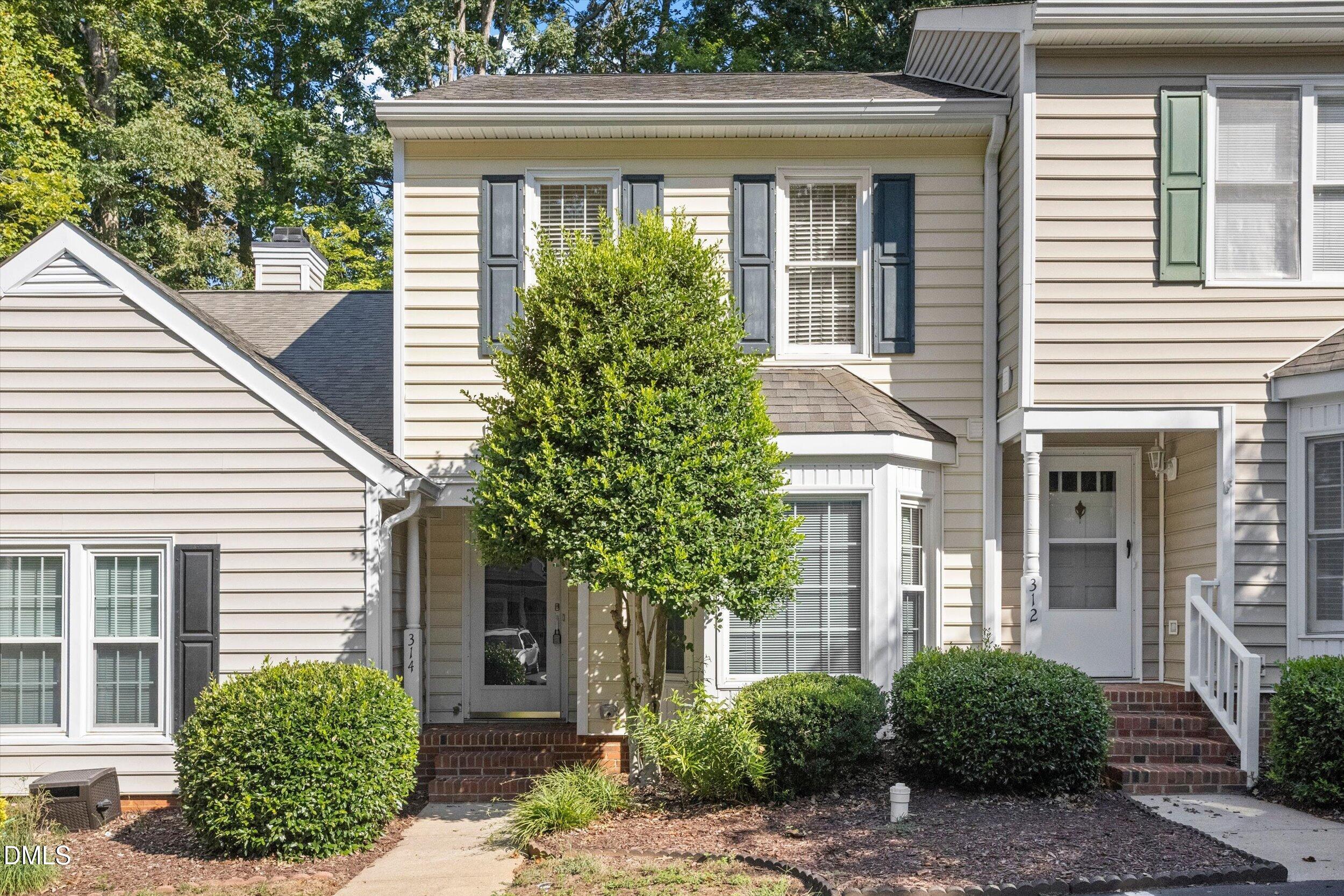 314 Riverwalk Circle Property Photo 1