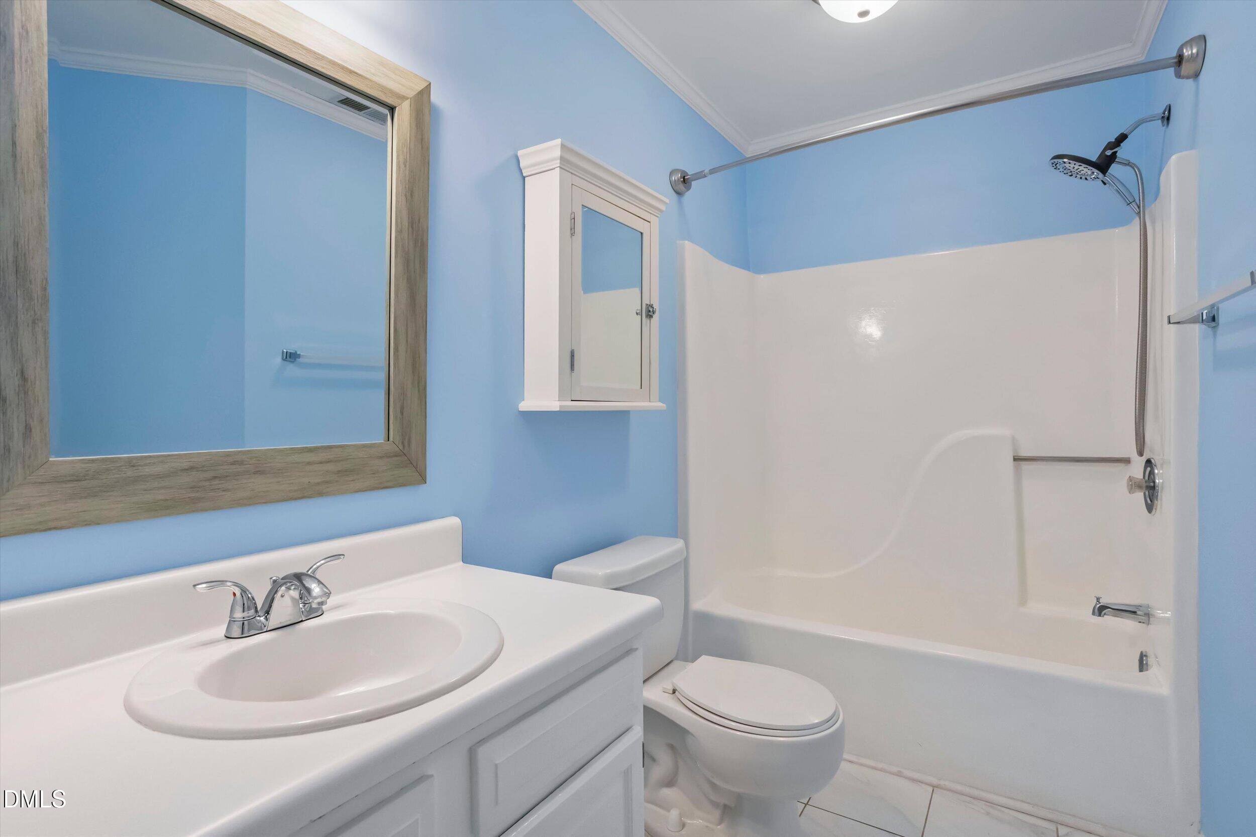 314 Riverwalk Circle Property Photo 9