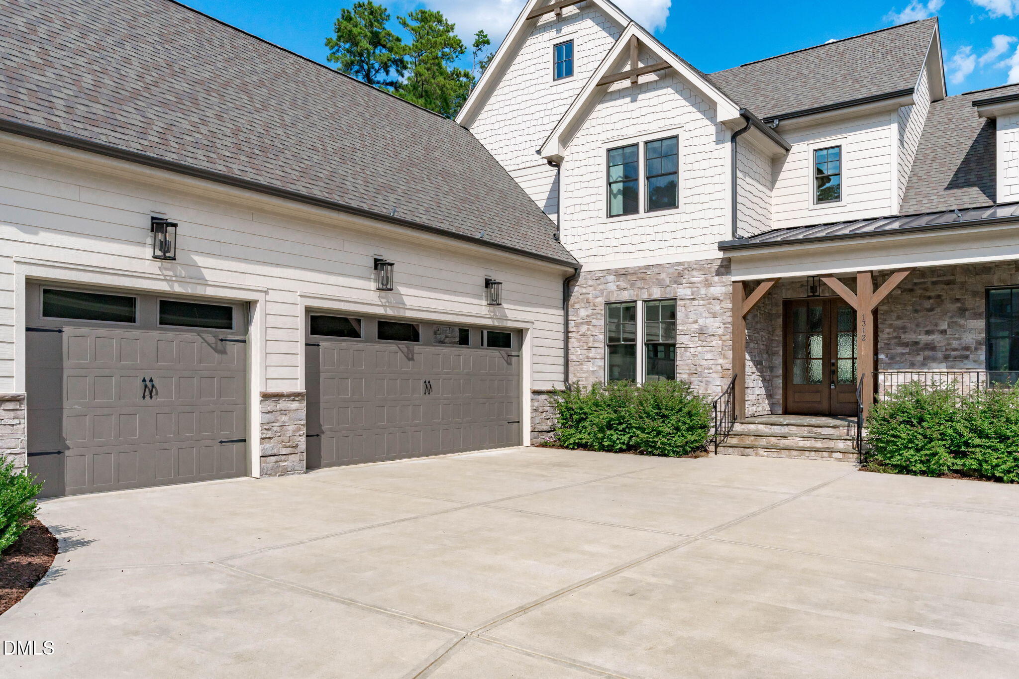 1312 Montvale Ridge Drive Property Photo 9