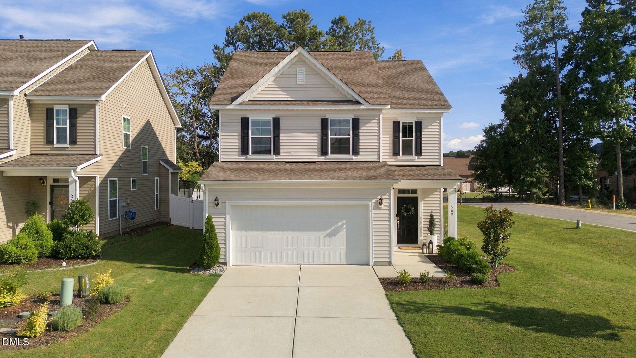 589 Whitley Ridge Drive Property Photo 1