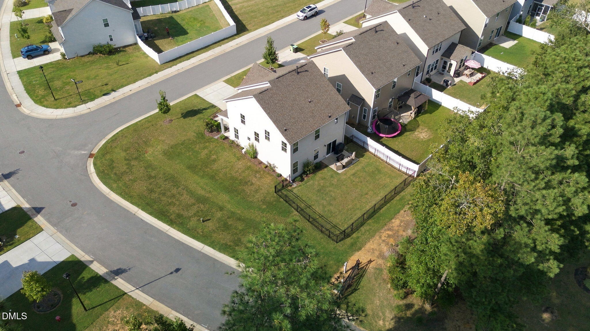589 Whitley Ridge Drive Property Photo 3