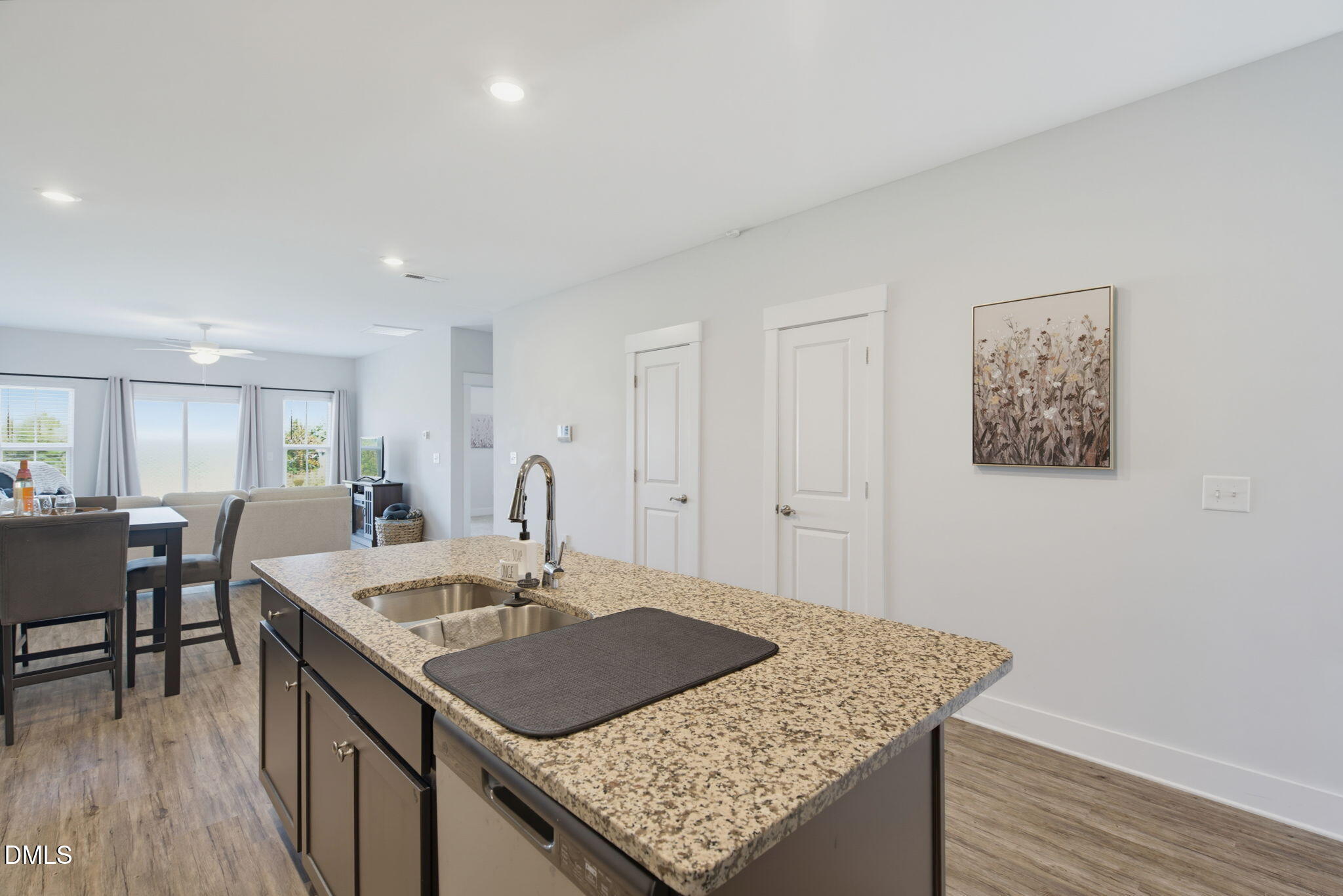 1746 Old Fields Boulevard Property Photo 8