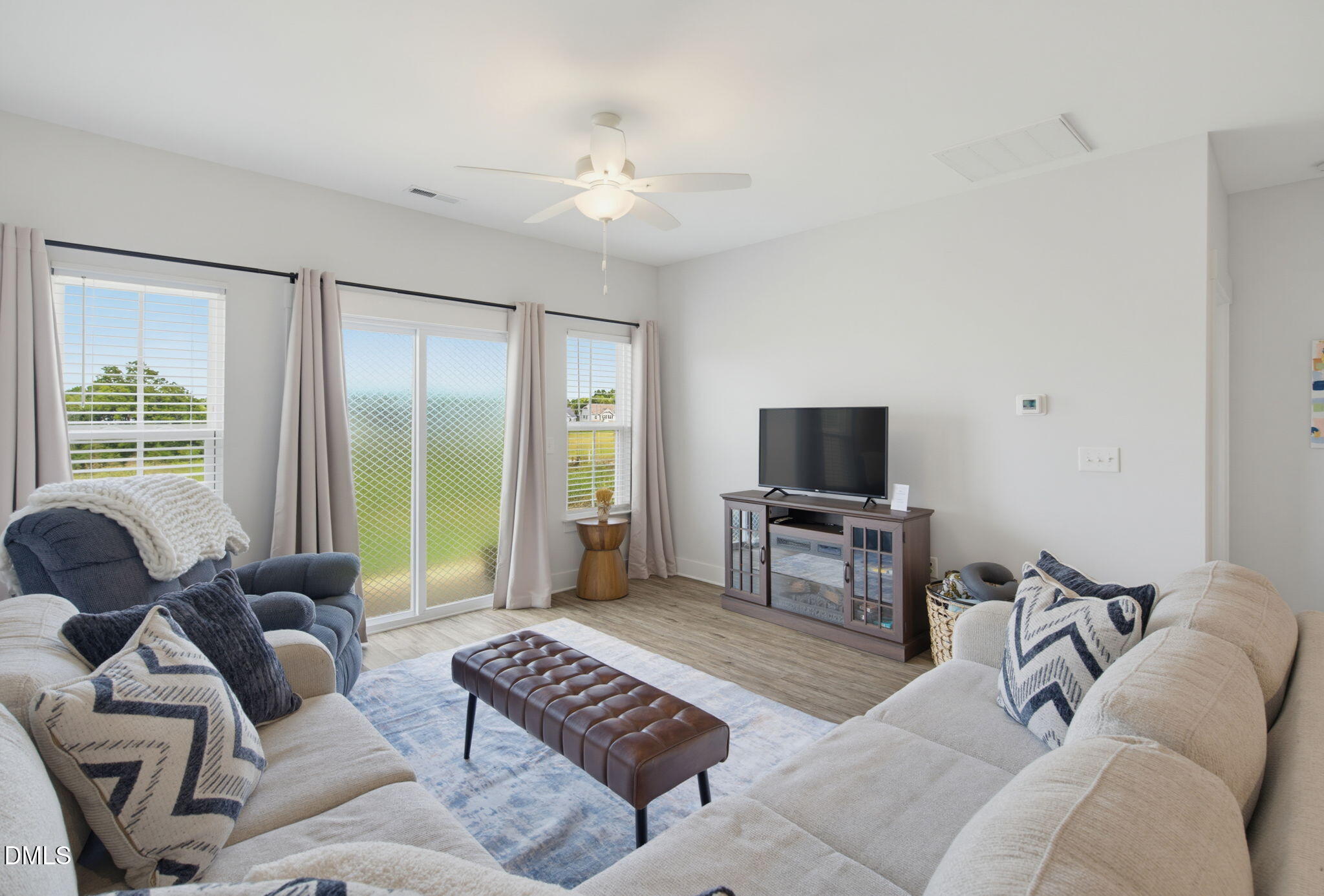 1746 Old Fields Boulevard Property Photo 15