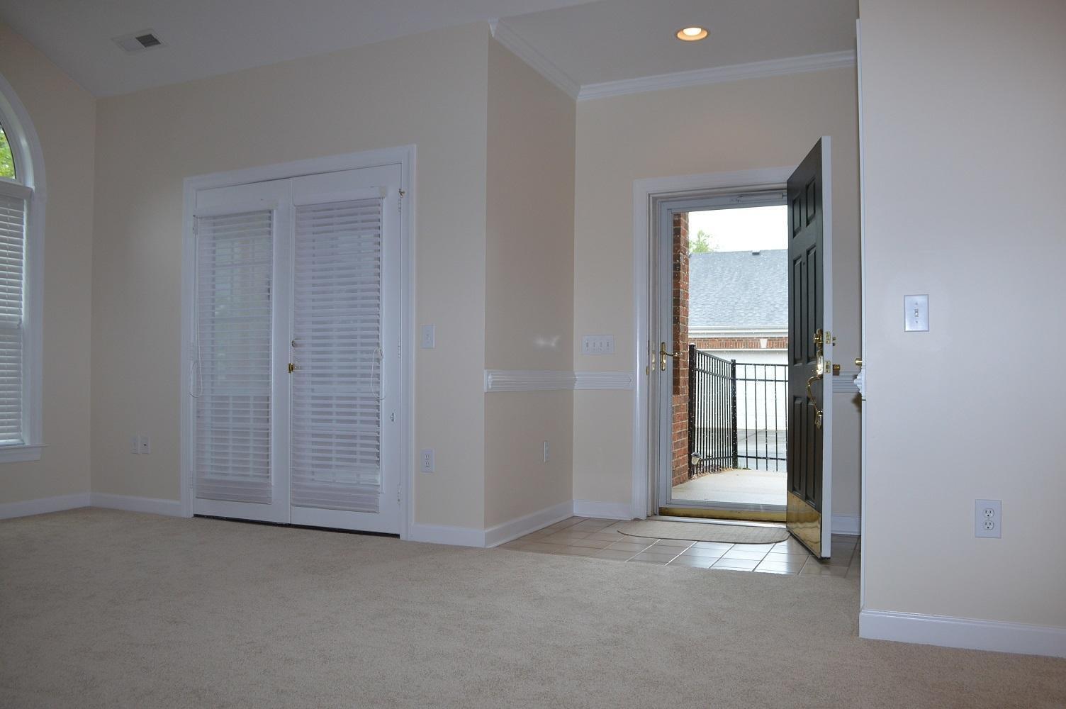 210 Baines Court Property Photo 5