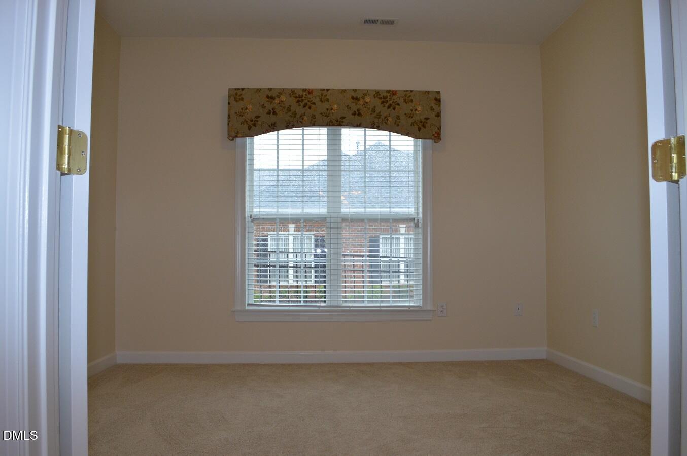 210 Baines Court Property Photo 17