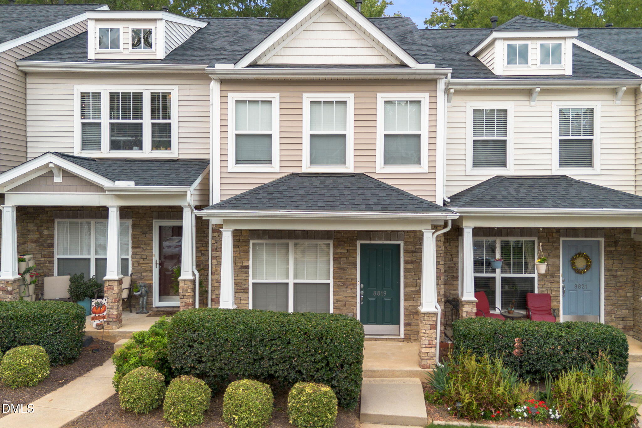 8819 Orchard Grove Way Property Photo 1