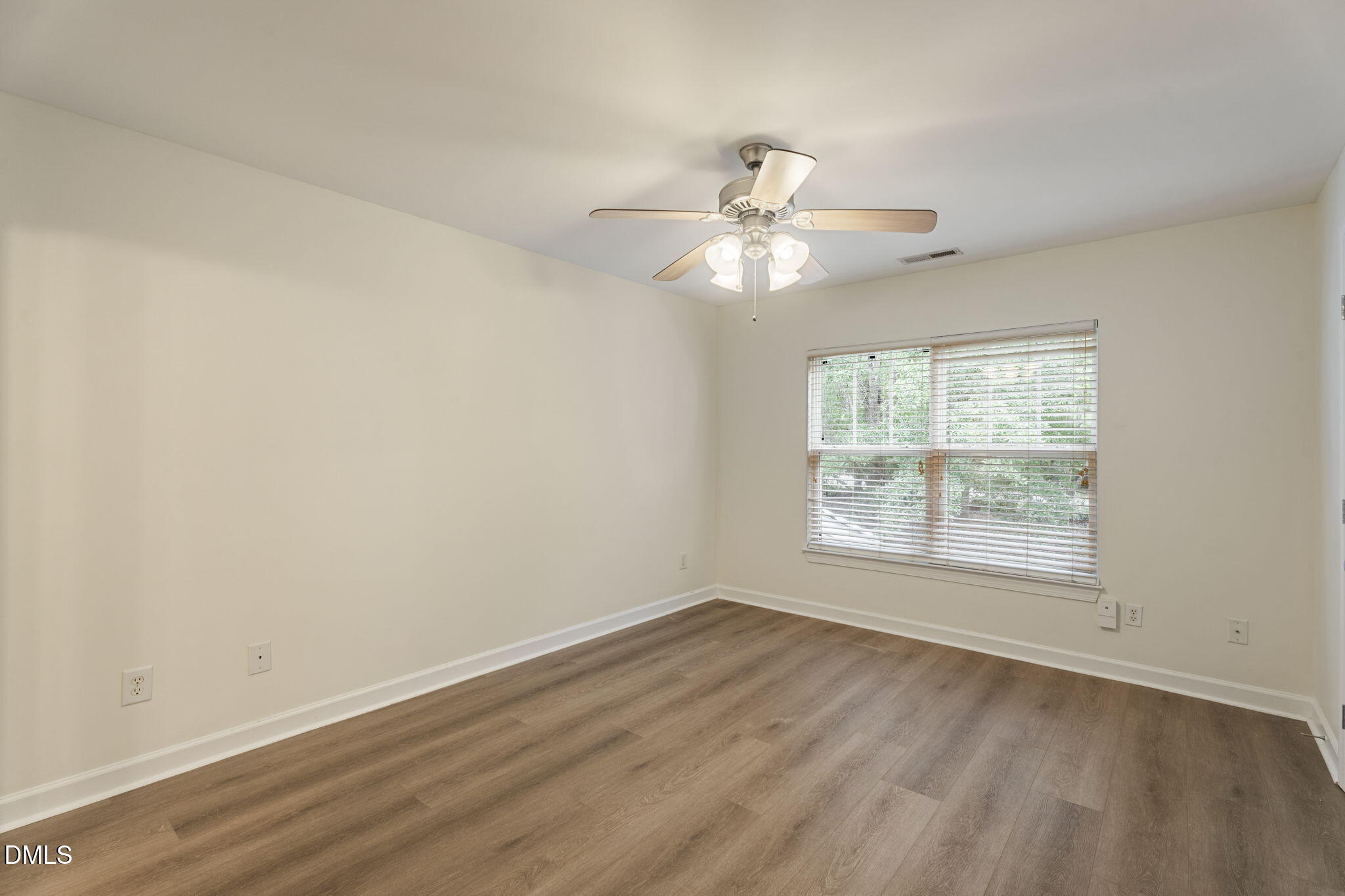 8819 Orchard Grove Way Property Photo 14