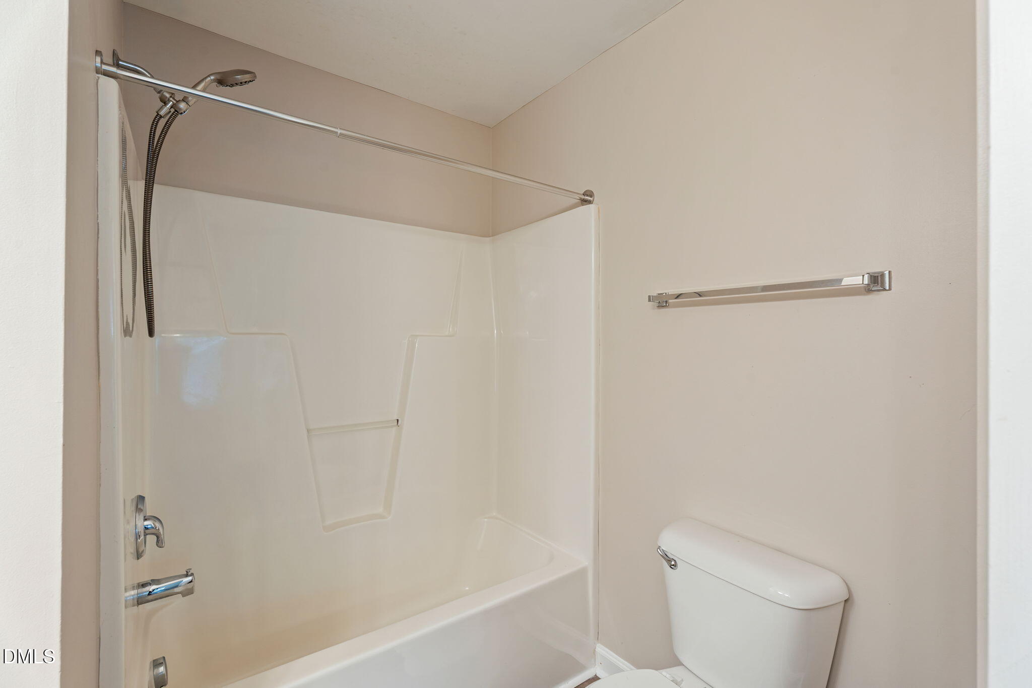 8819 Orchard Grove Way Property Photo 18