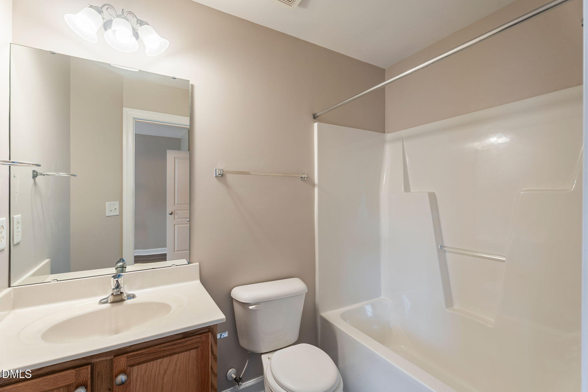 8819 Orchard Grove Way Property Photo 23